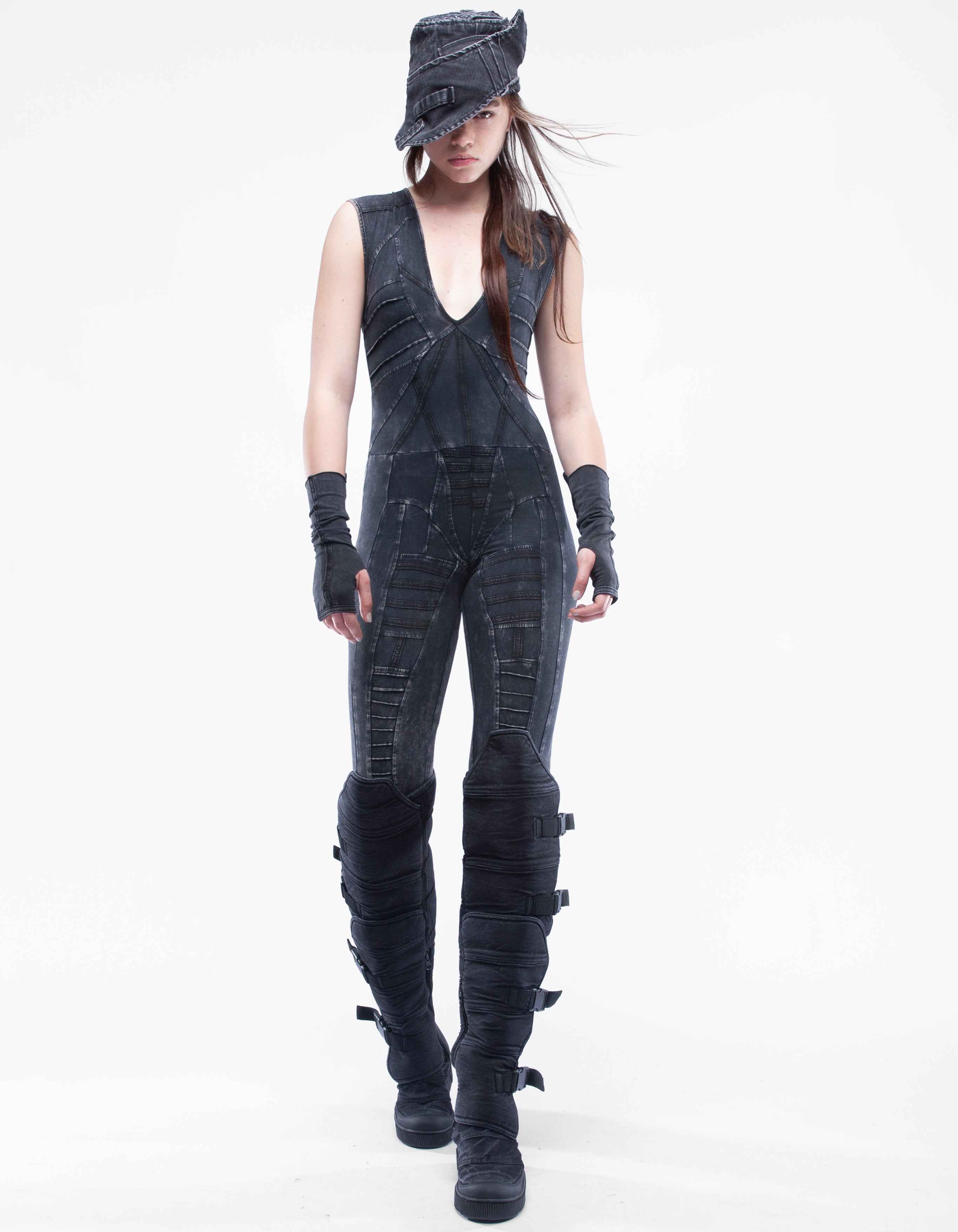 BODY SUIT COMMANDER