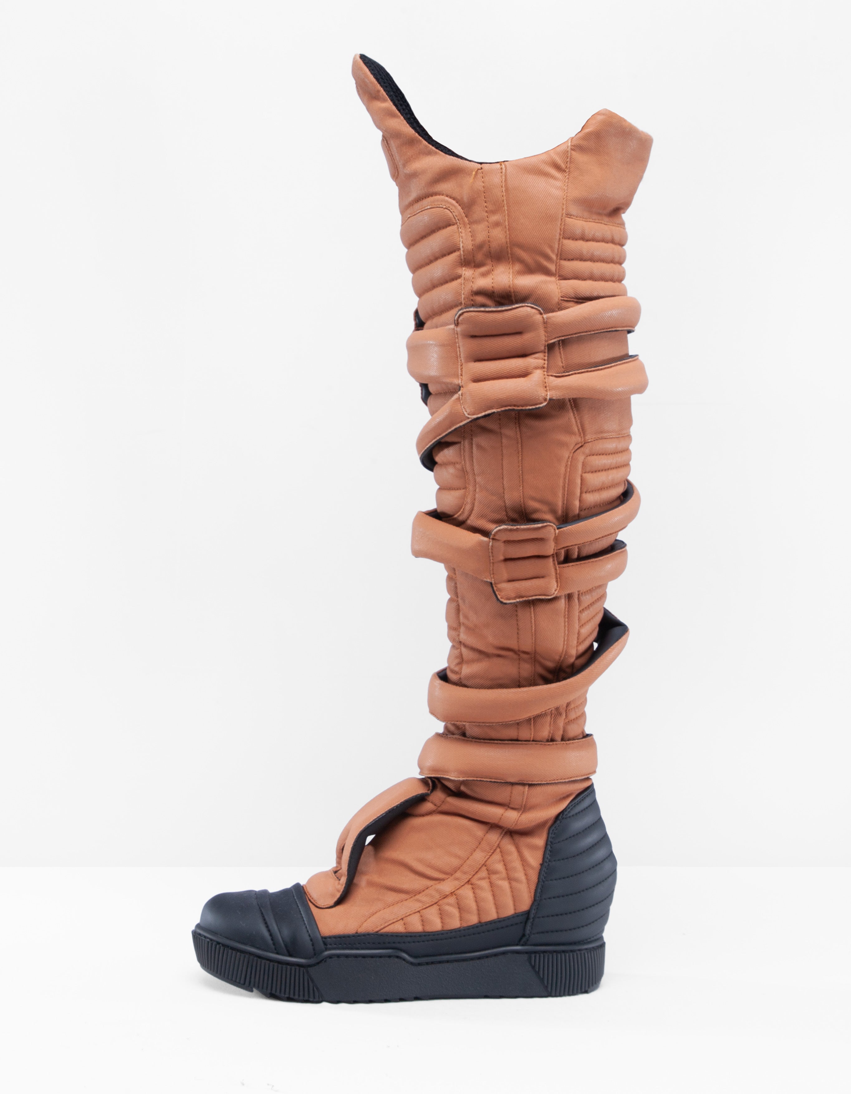 BOTAS ARISE W