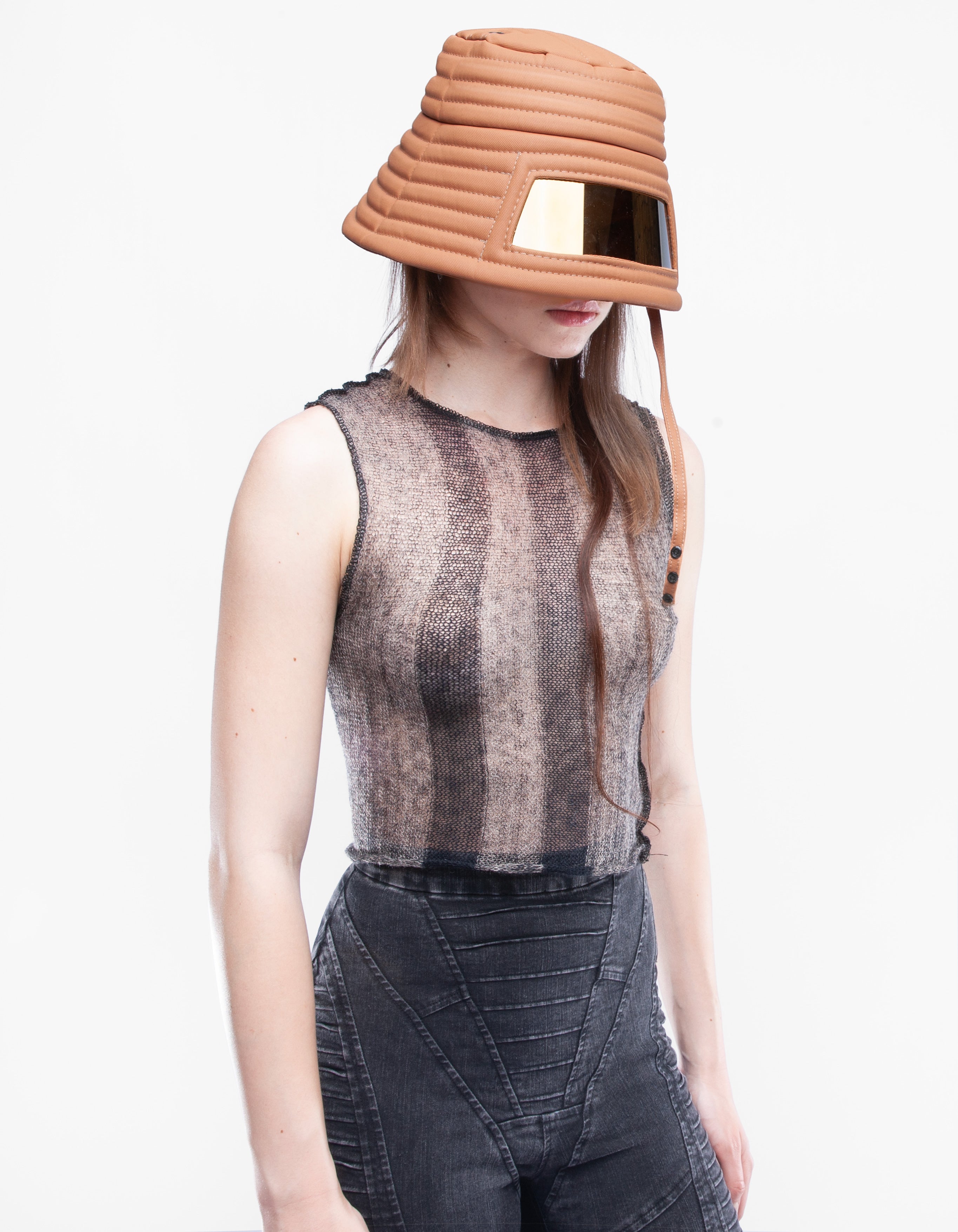 VISERA DE SOMBRERO DE CUBO ARISE