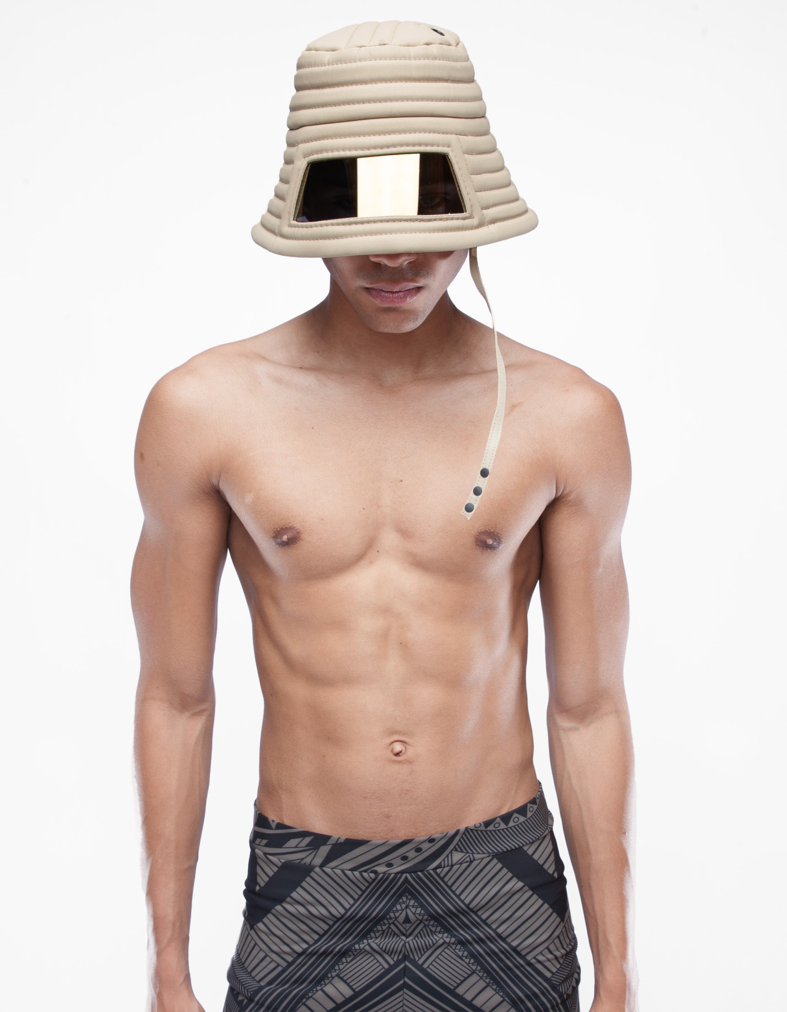 BUCKET HAT VISIER EINBLICK