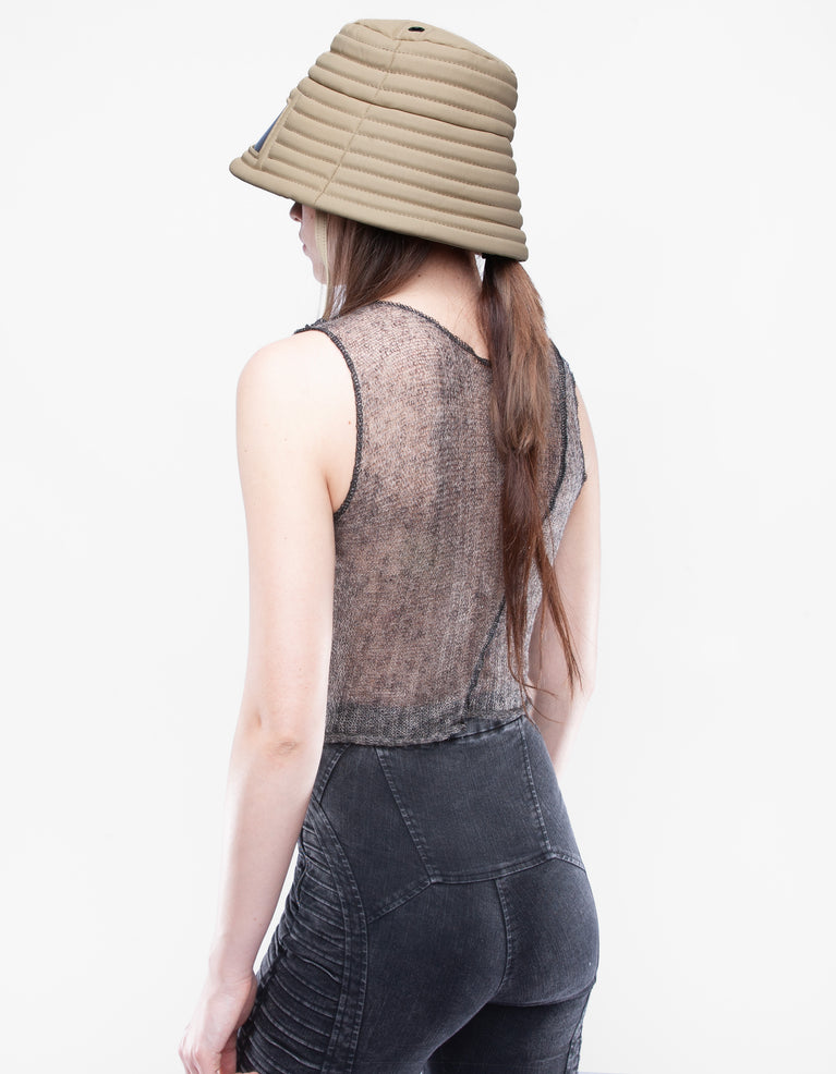 VISERA DE SOMBRERO DE CUBO
