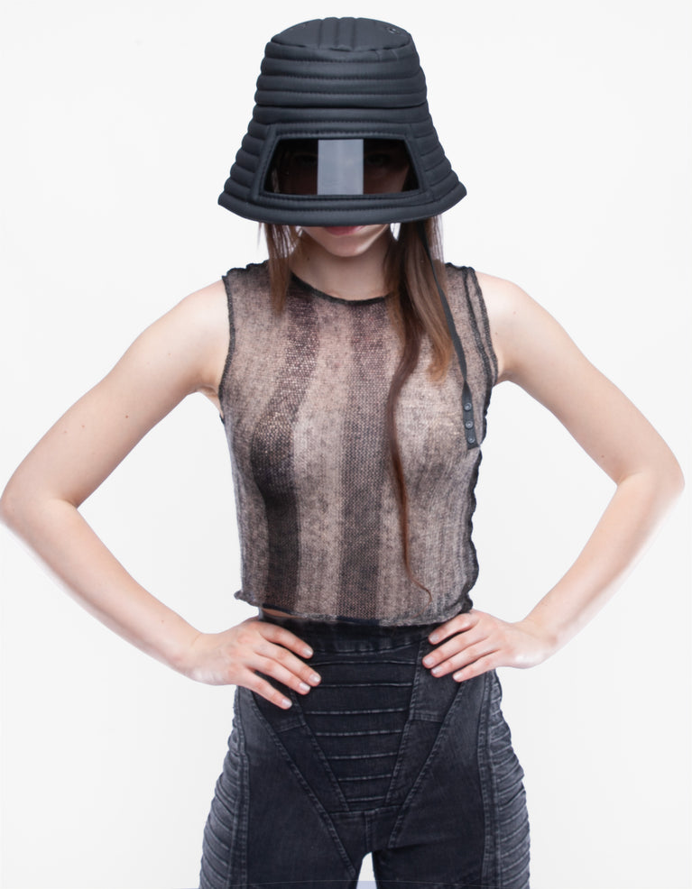 CAPPELLO A SECCHIELLO CON VISIERA ONICE