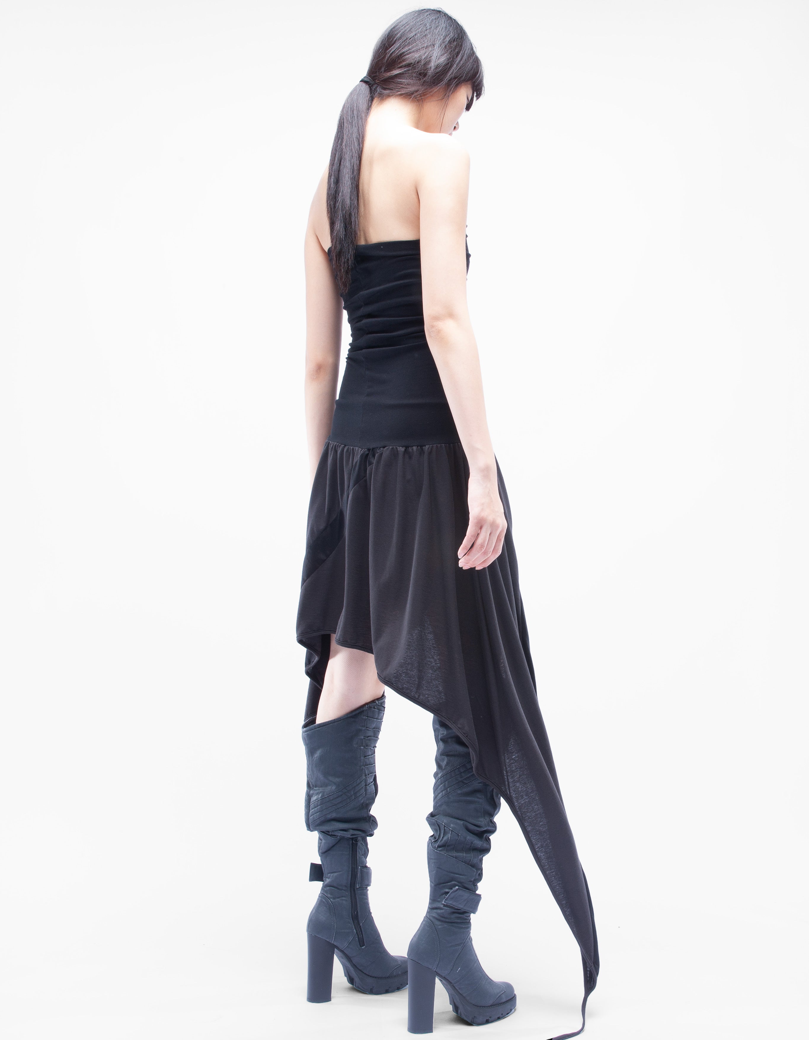 VESTIDO CORTADO ÓNIX
