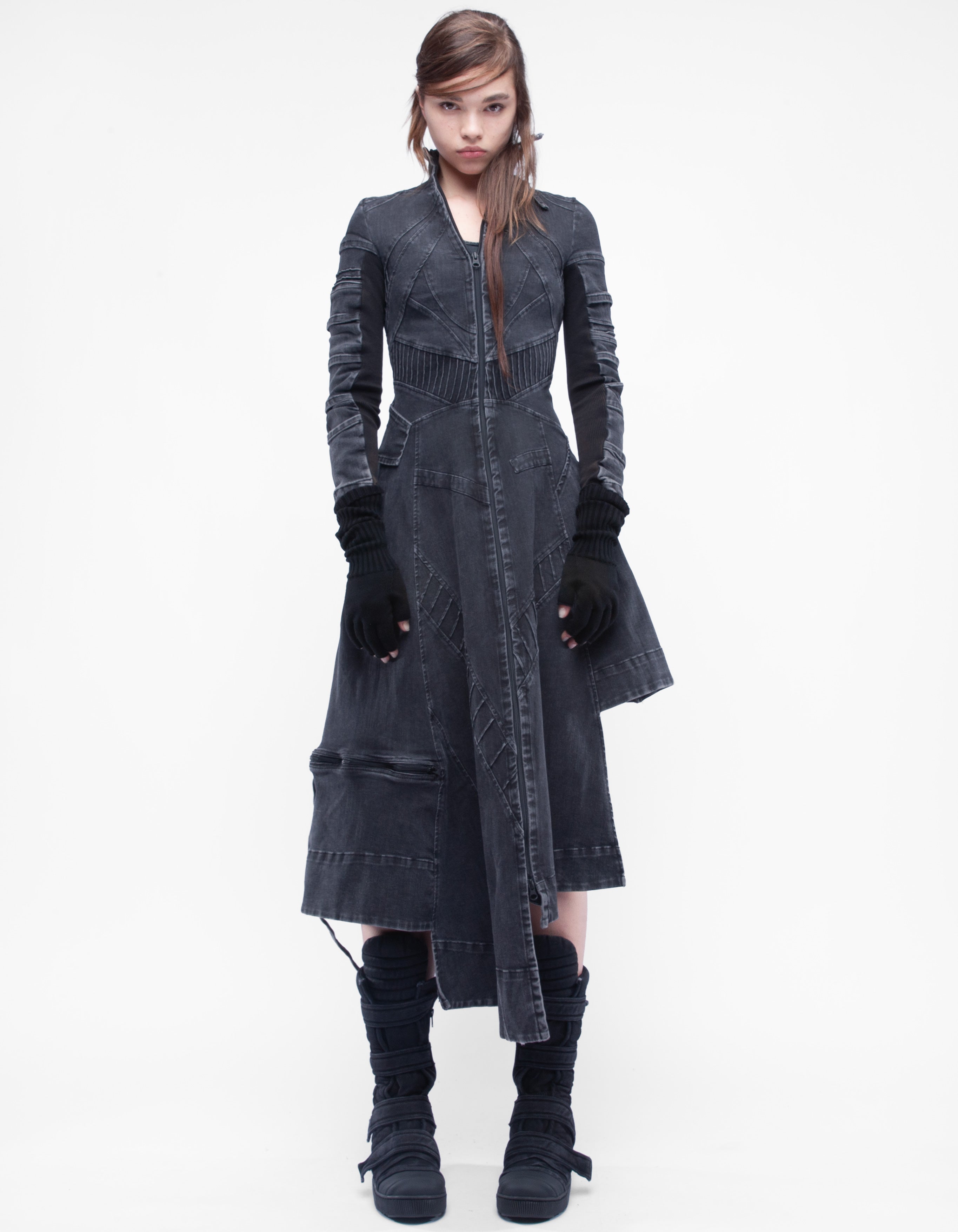 DRESS COAT OPERATOR