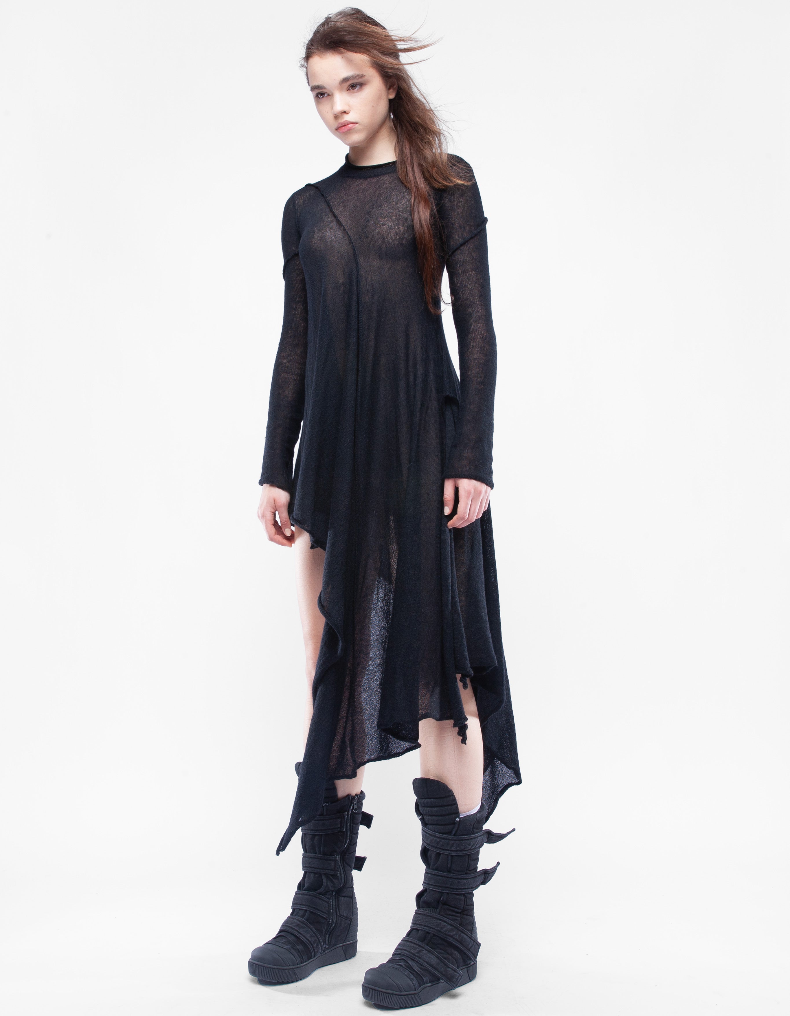 DRESS REVERSE