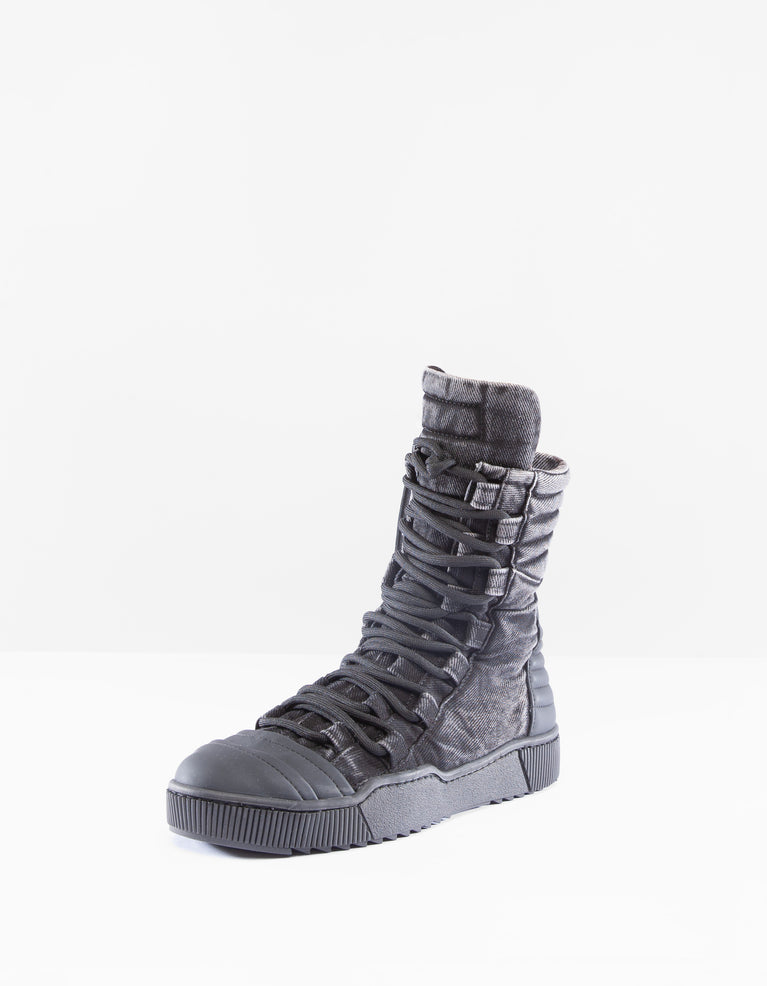 HIGH TOPS REBEL W