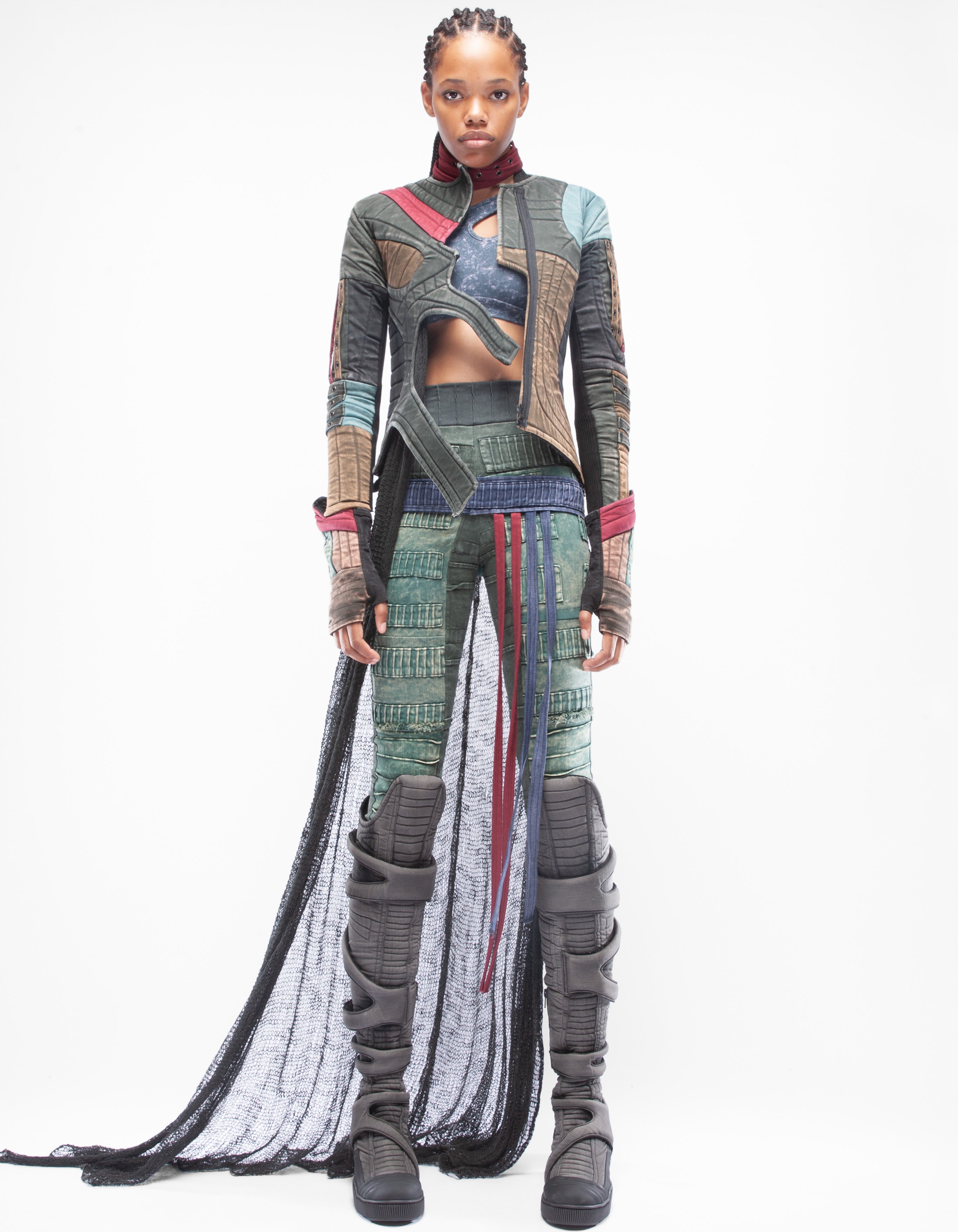 VESTE TRIBE