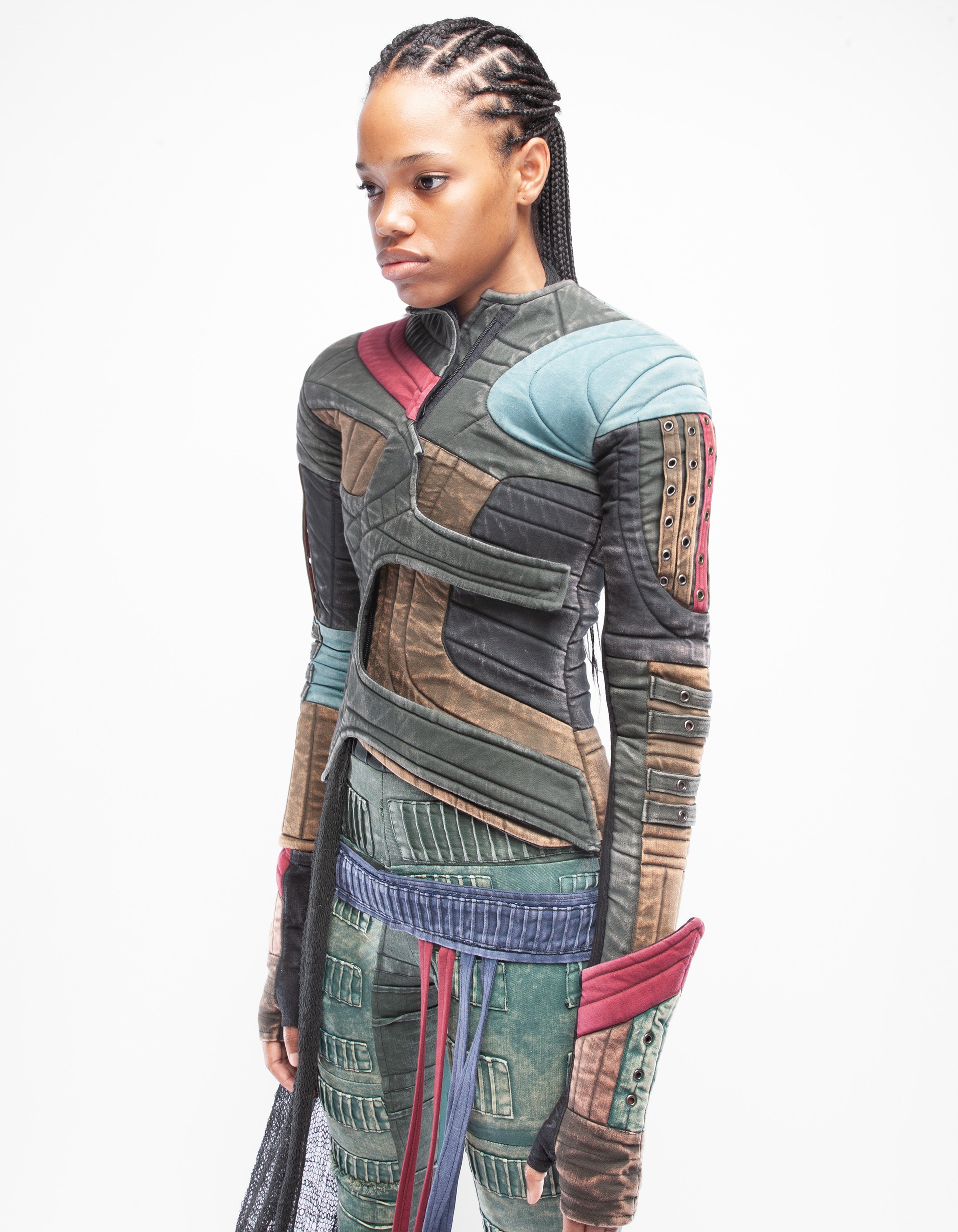 VESTE TRIBE