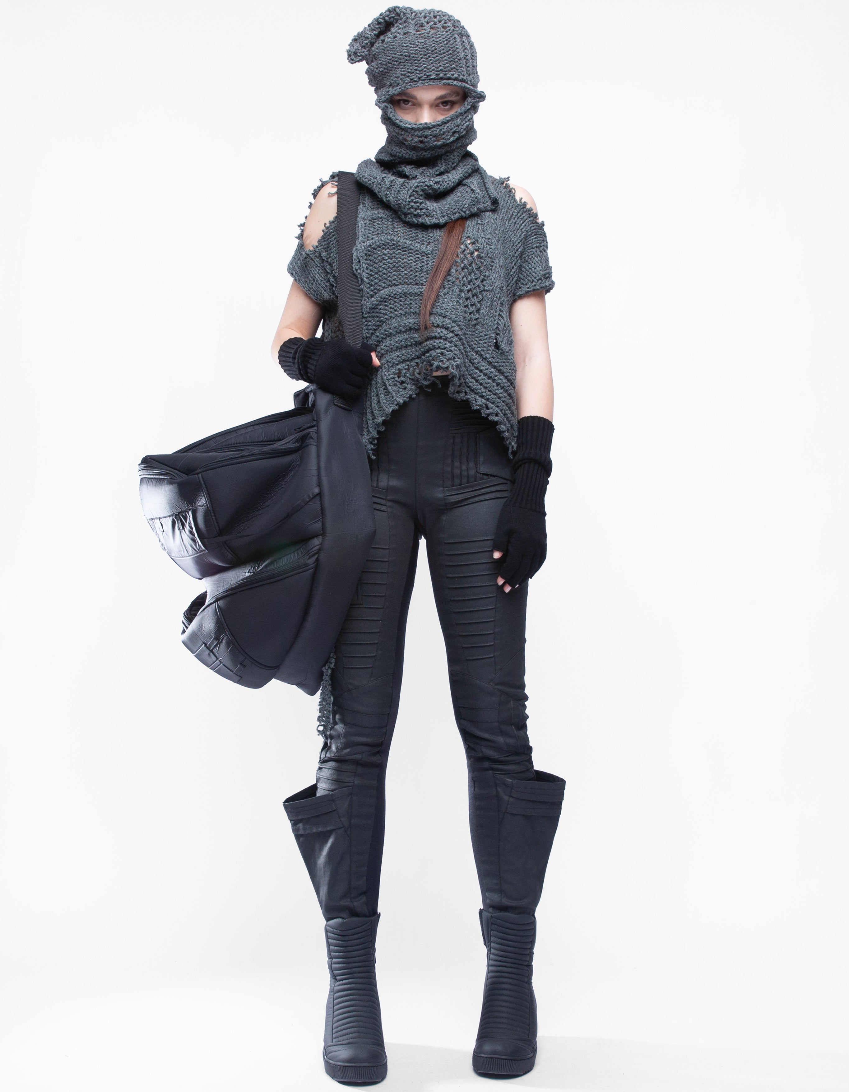 MESH COMMANDER W