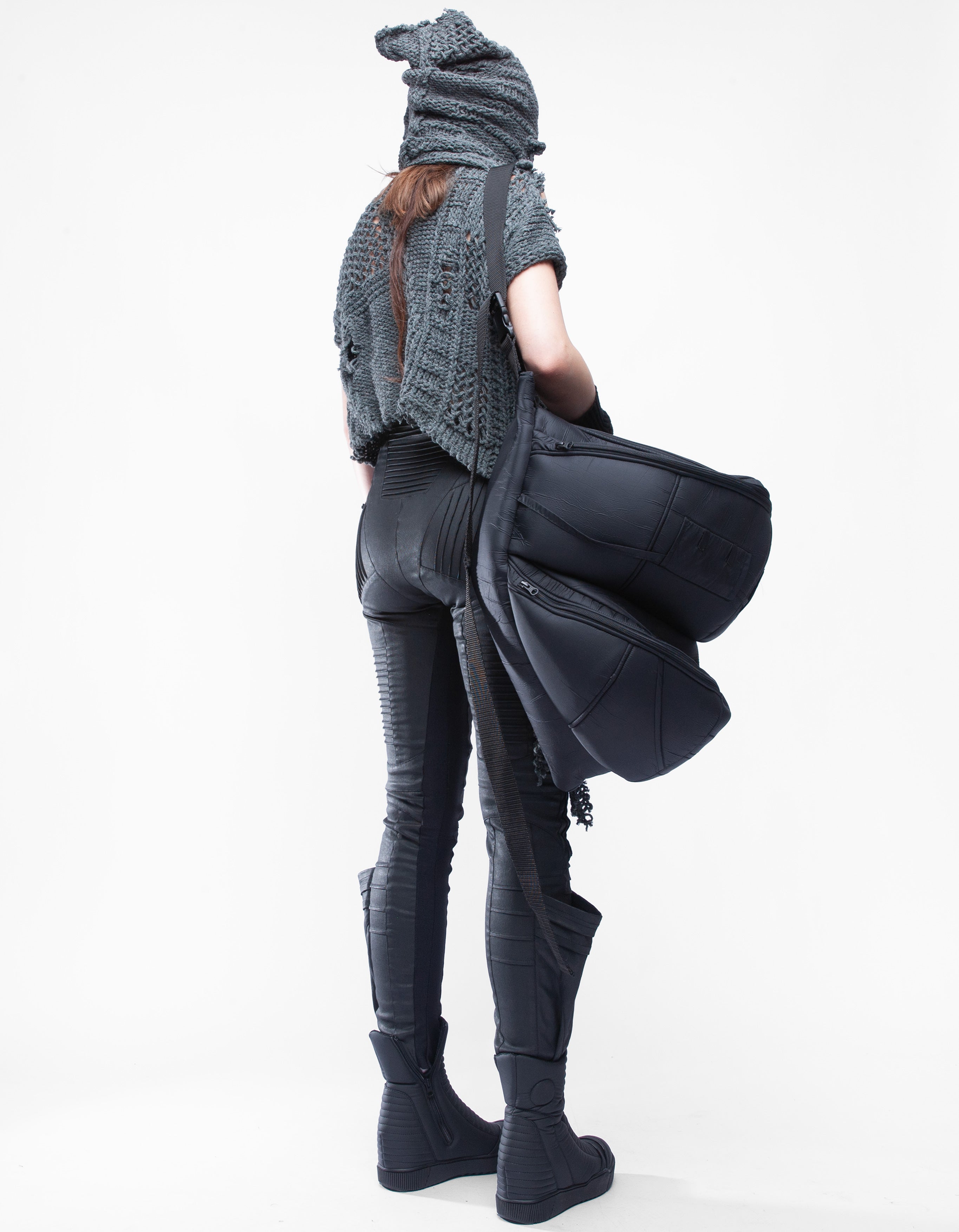 MESH COMMANDER W