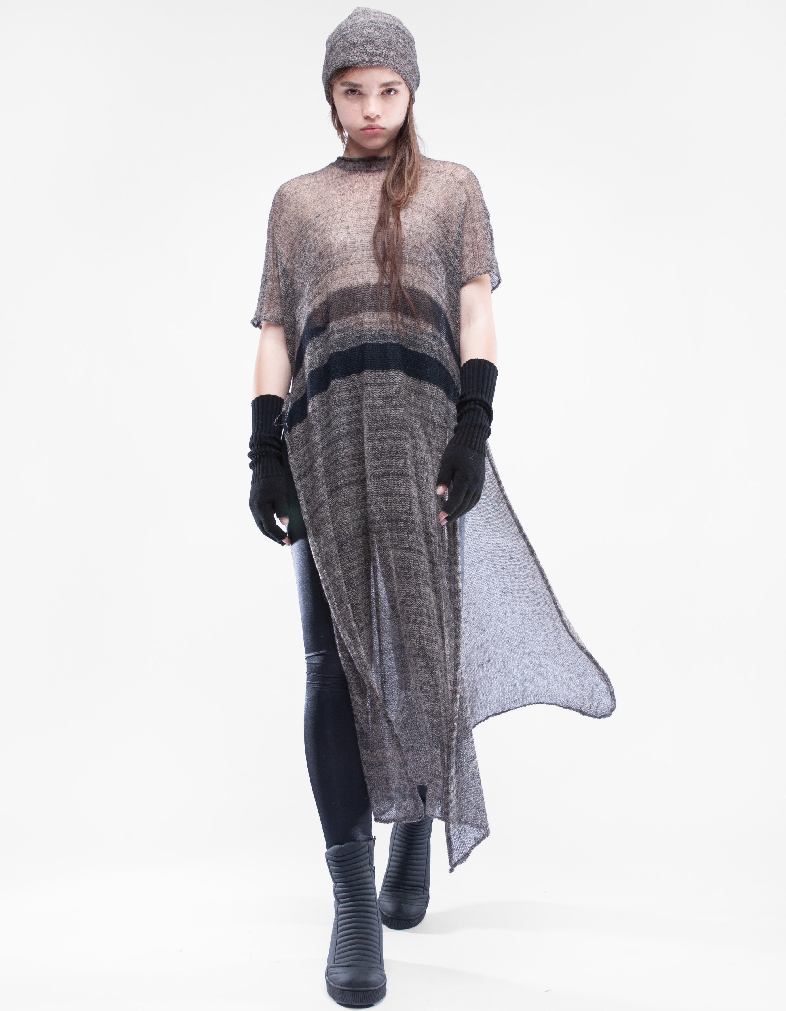 OVERSIZE REFRAME