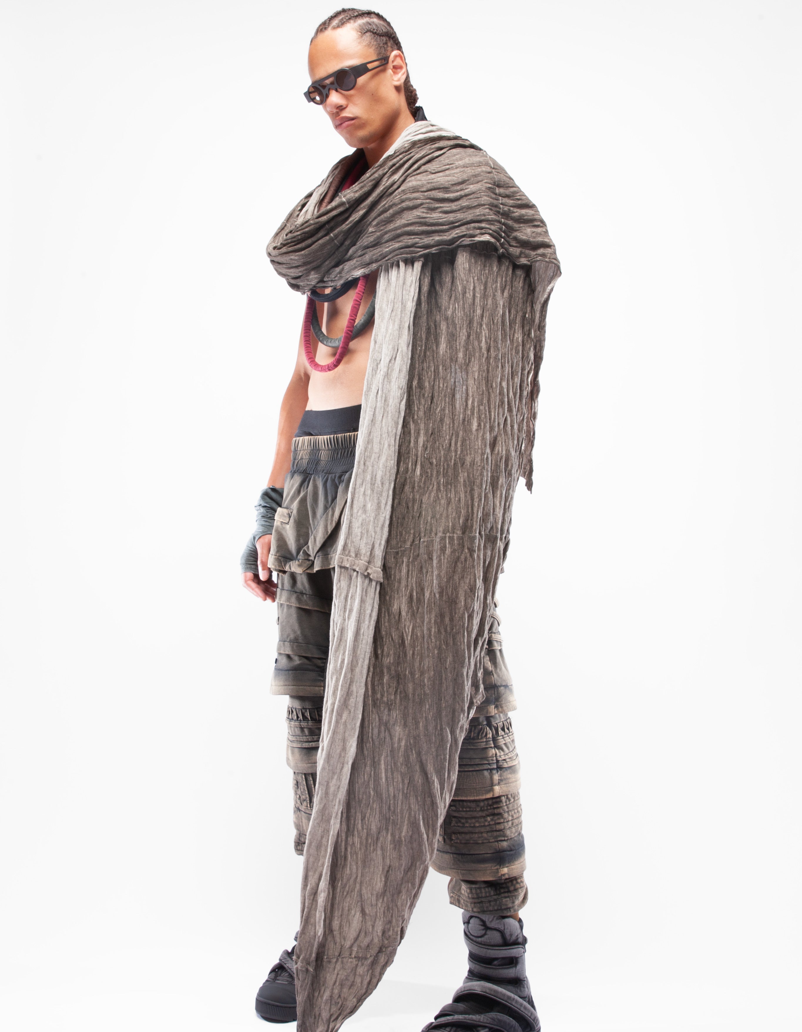 SHAWL UNDER COVER