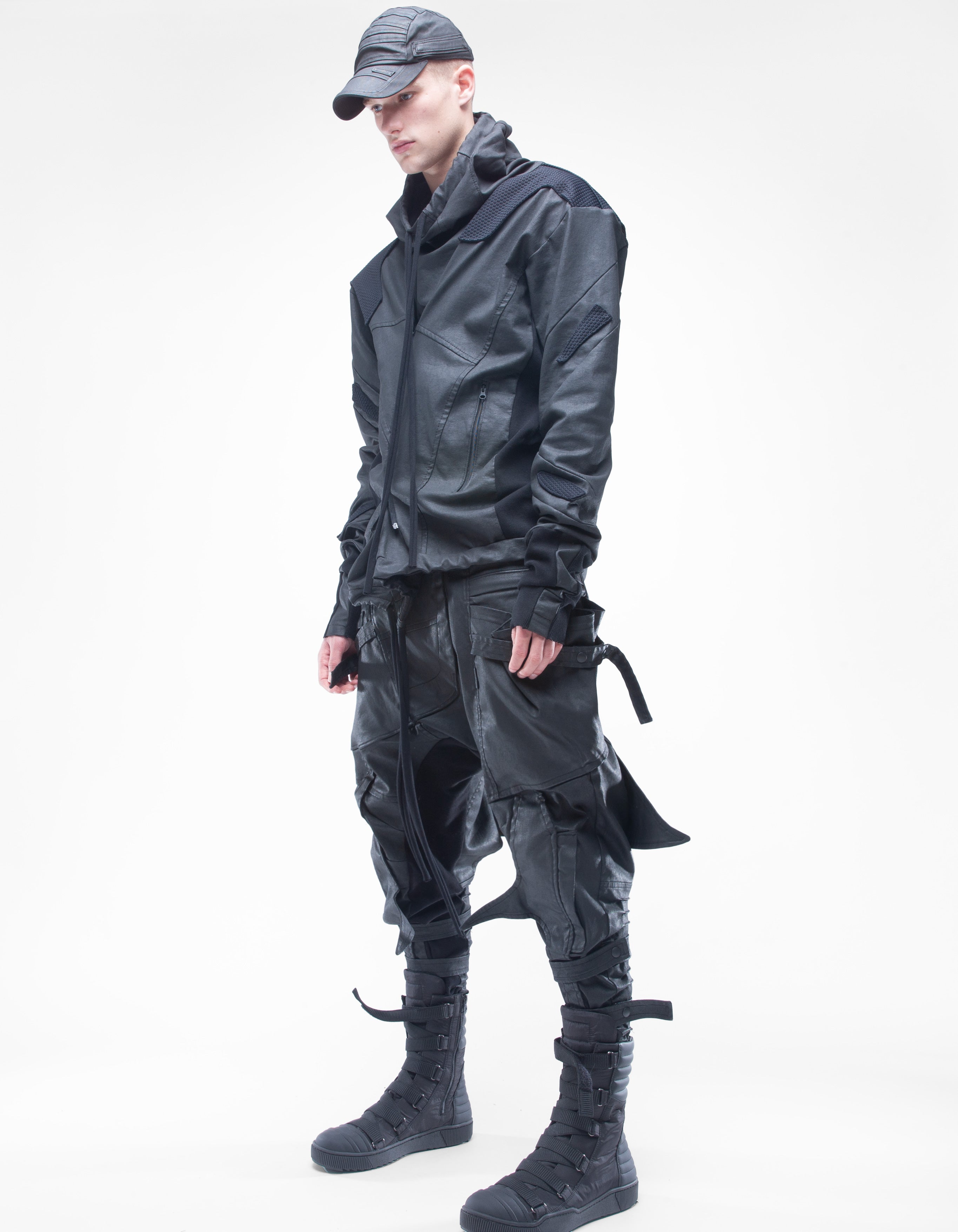 TOP HOODIE EMERGE