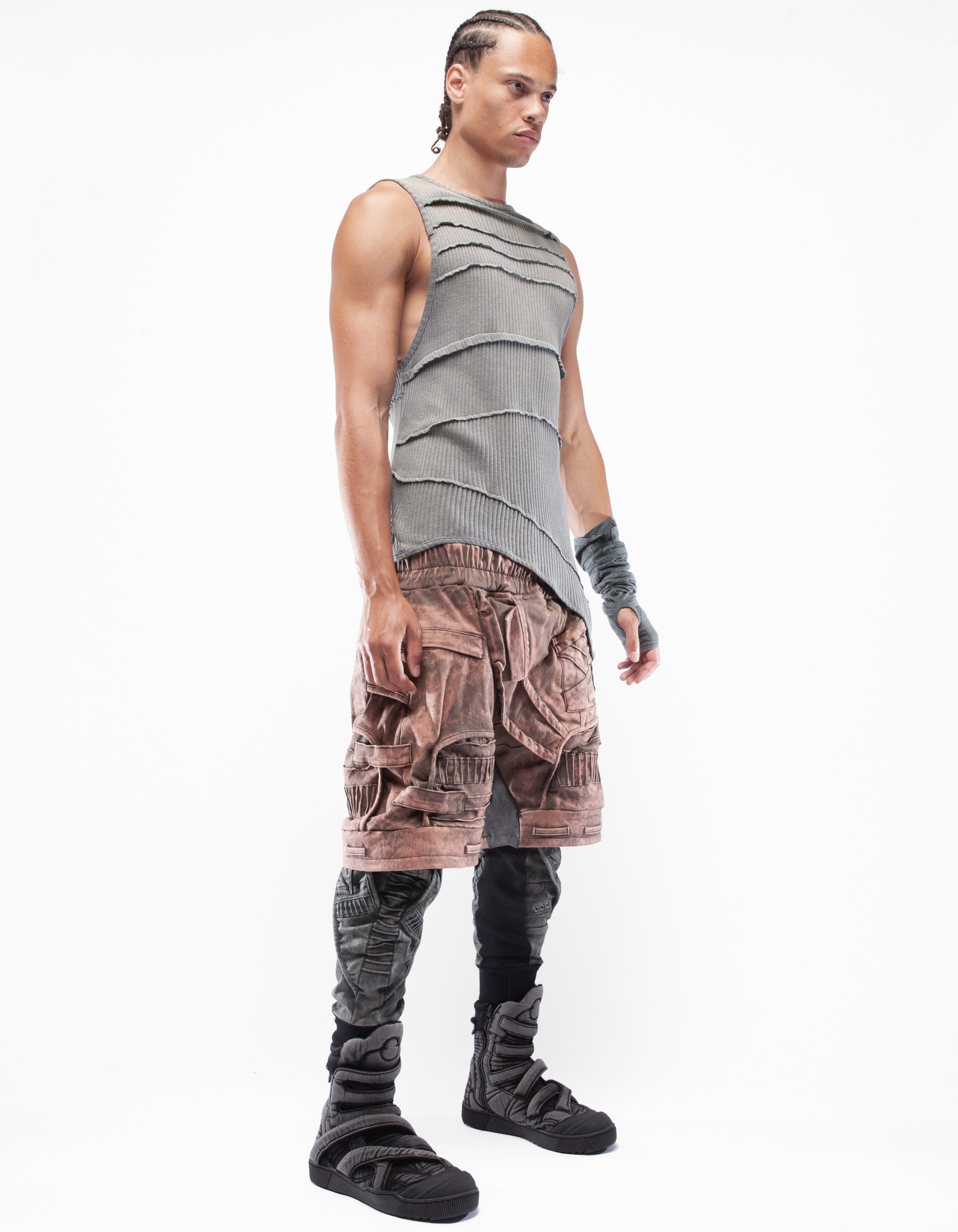 TOP NO SLEEVE REFRAME