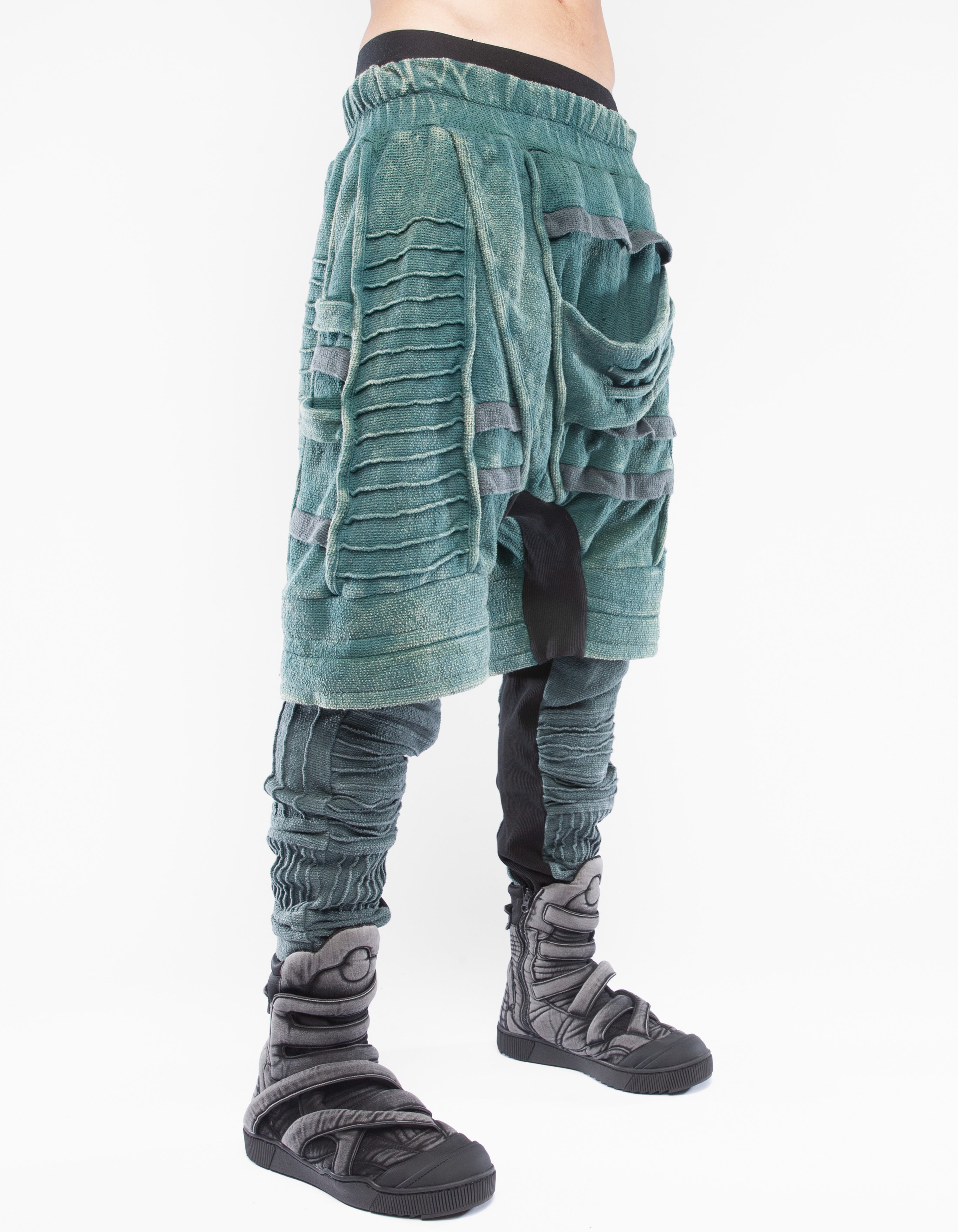 PANTALONES NIVELES PROFUNDOS