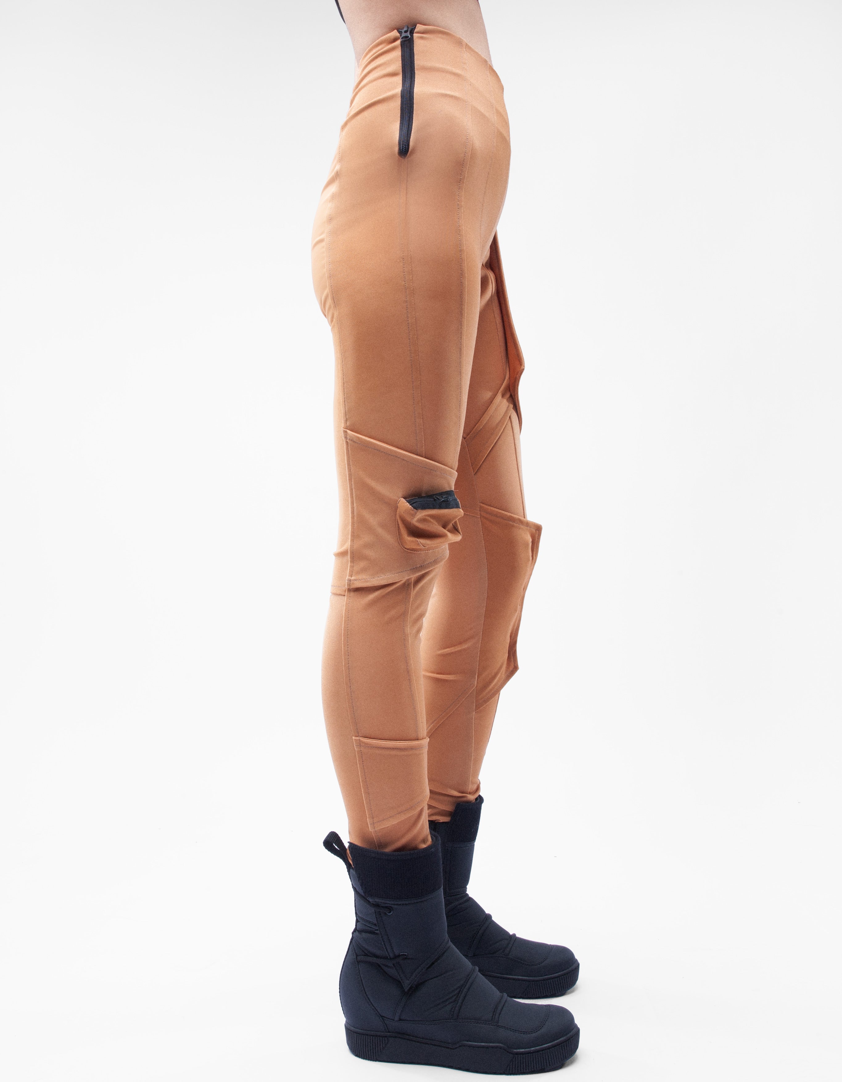 PANTALONES AJUSTADOS ARISE