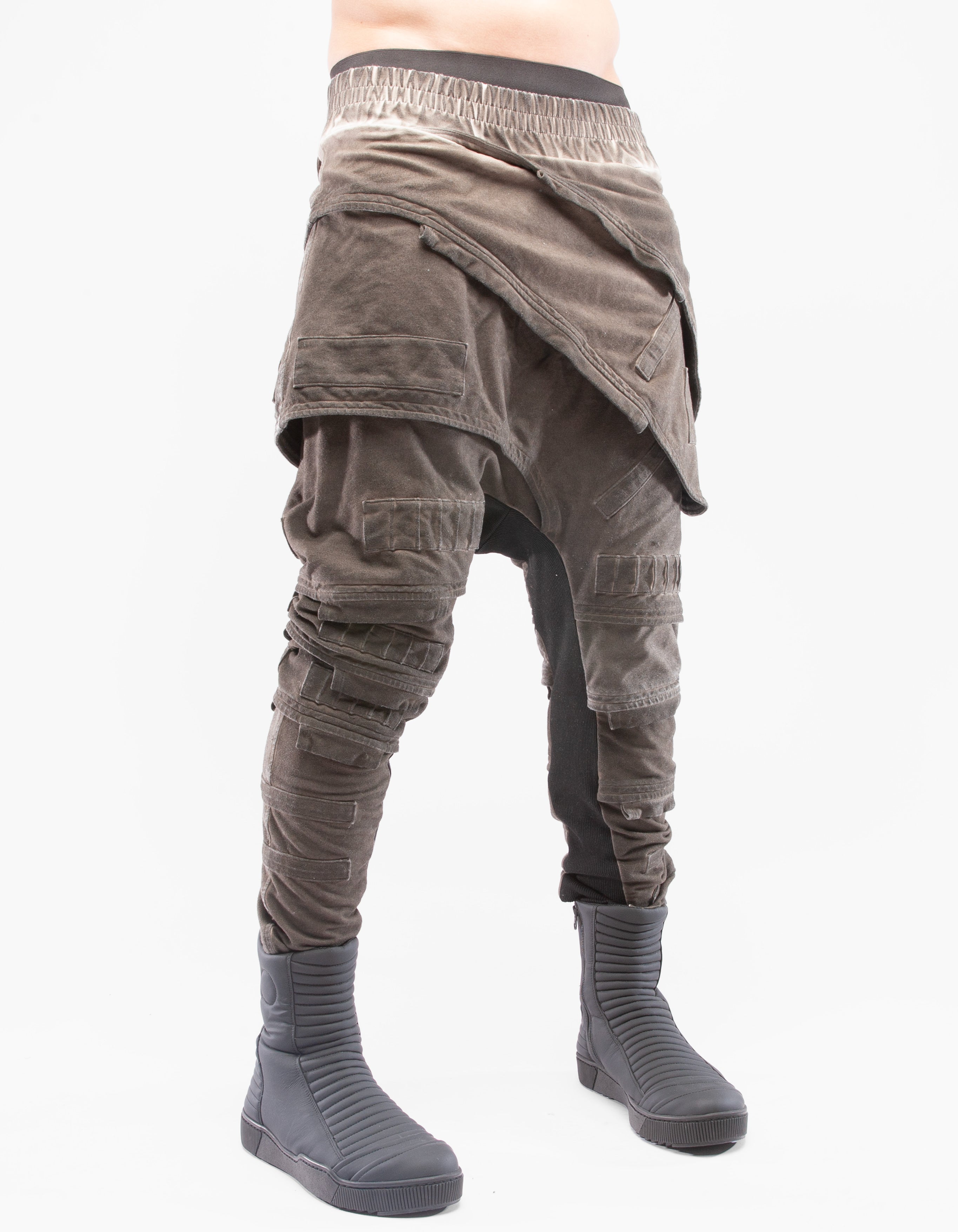 TROUSERS LAYER FOSSIL