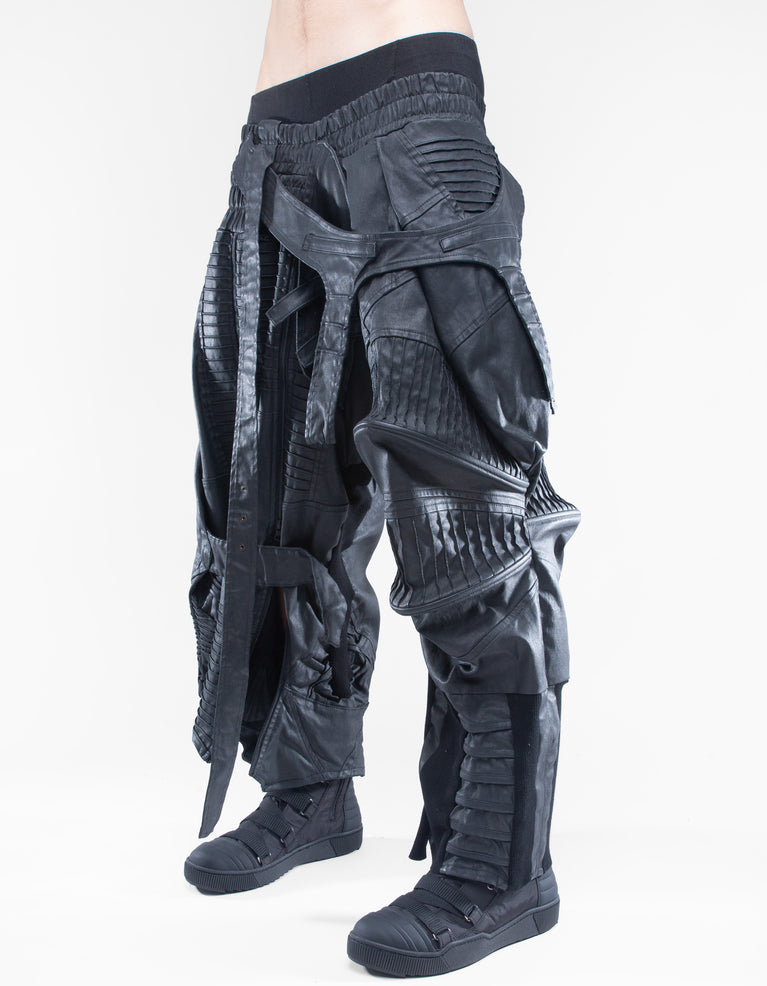 PANTALONI OVERSIZE BEYOND