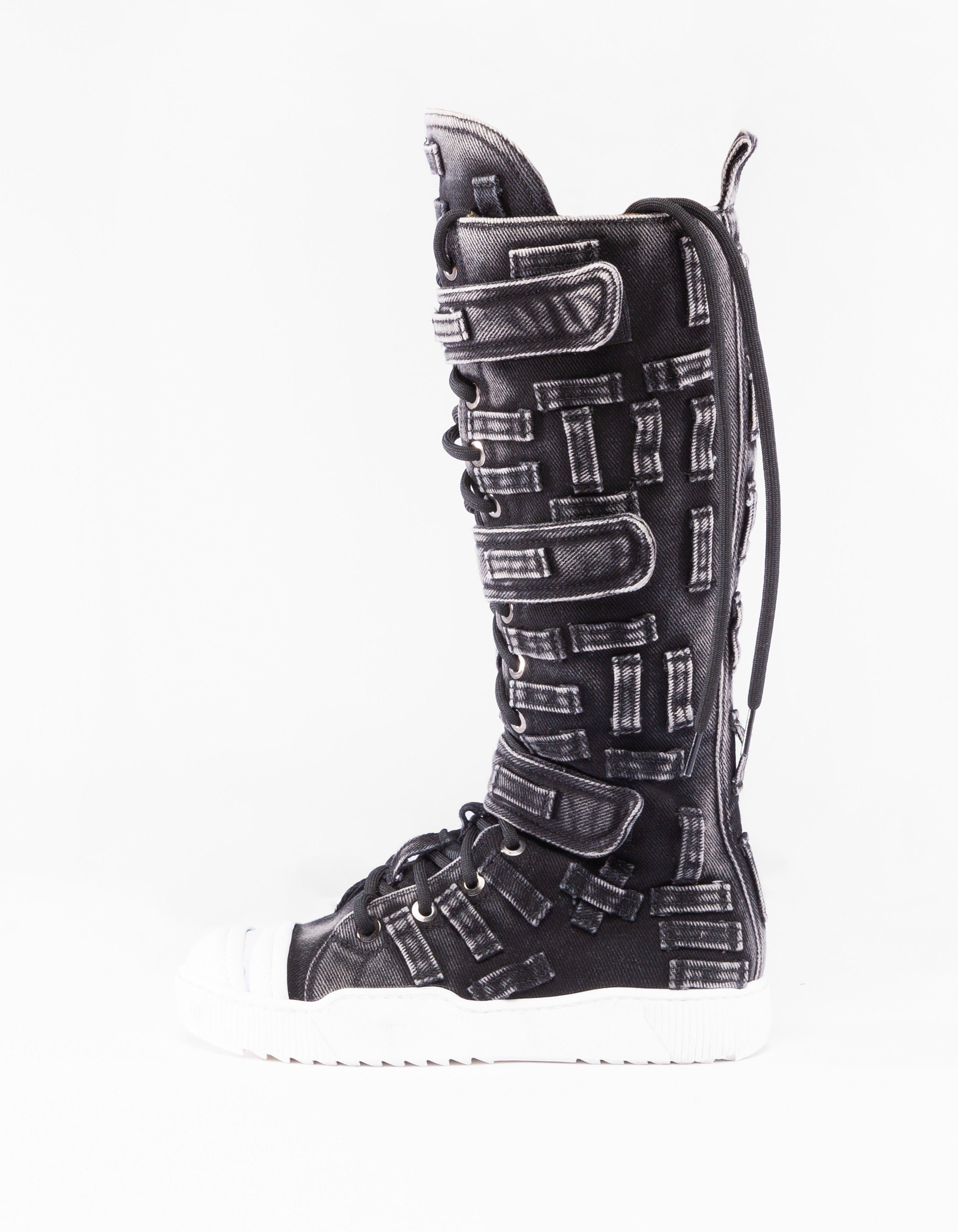ELEVACIÓN DE BOTAS