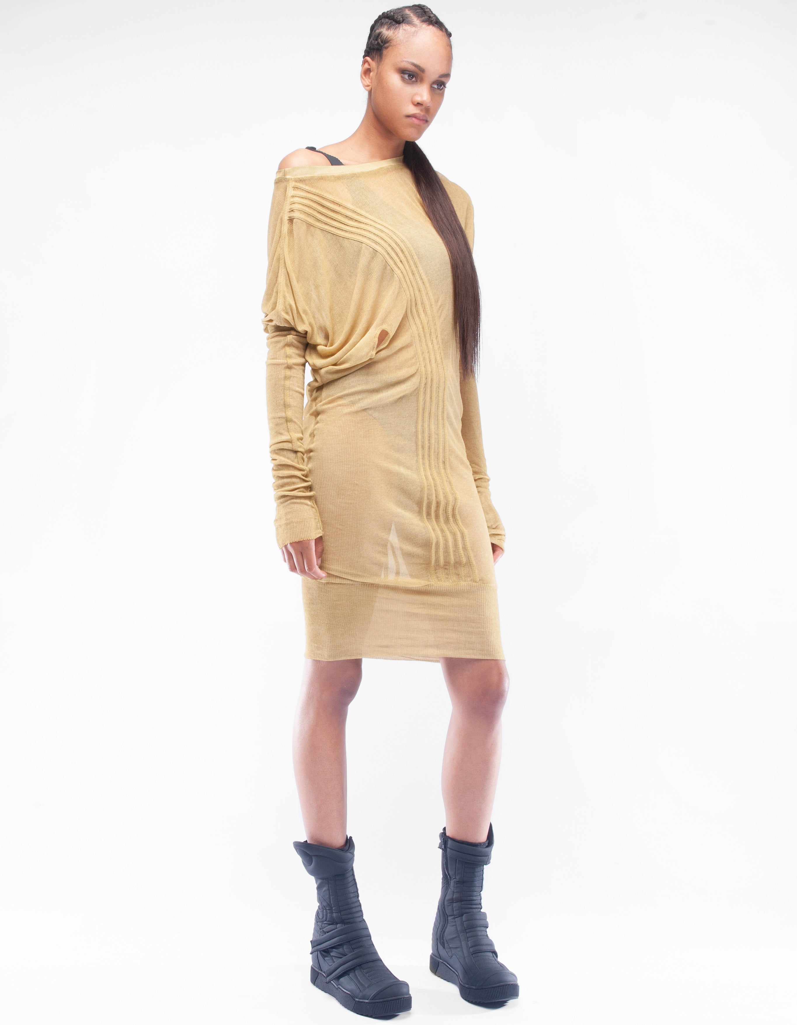 VESTIDO MURCIÉLAGO ARCTURUS