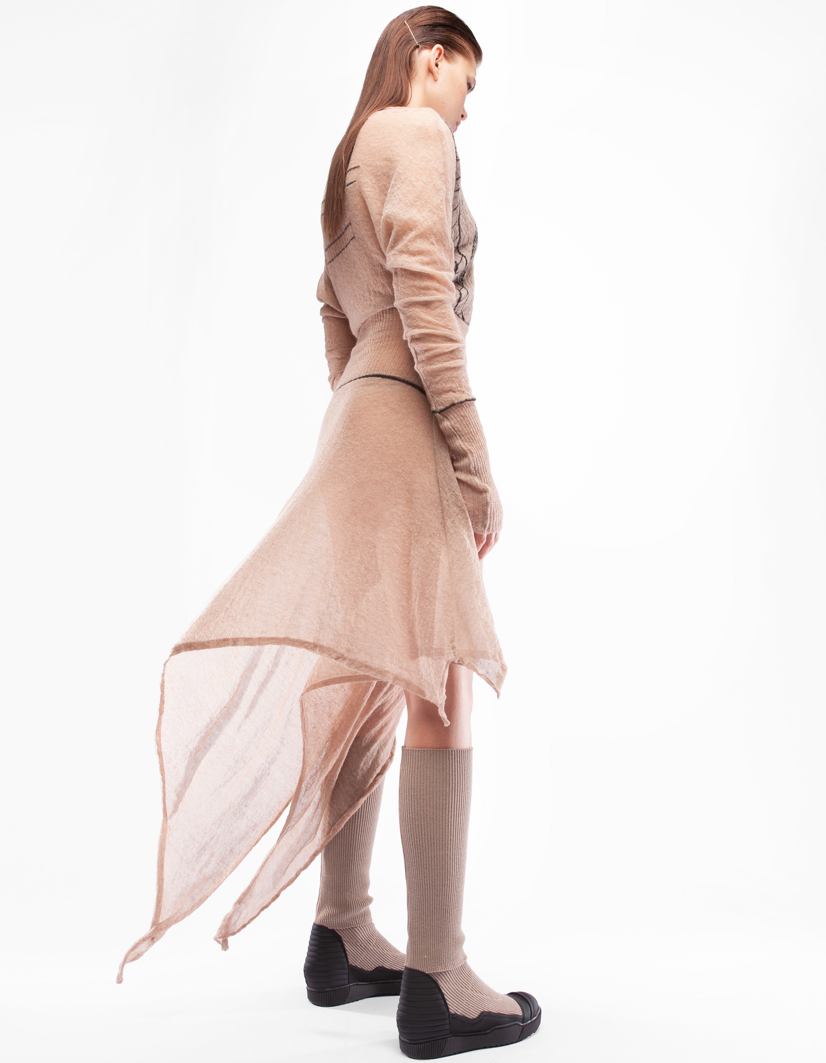KLEID ENDLOSES ZEICHEN