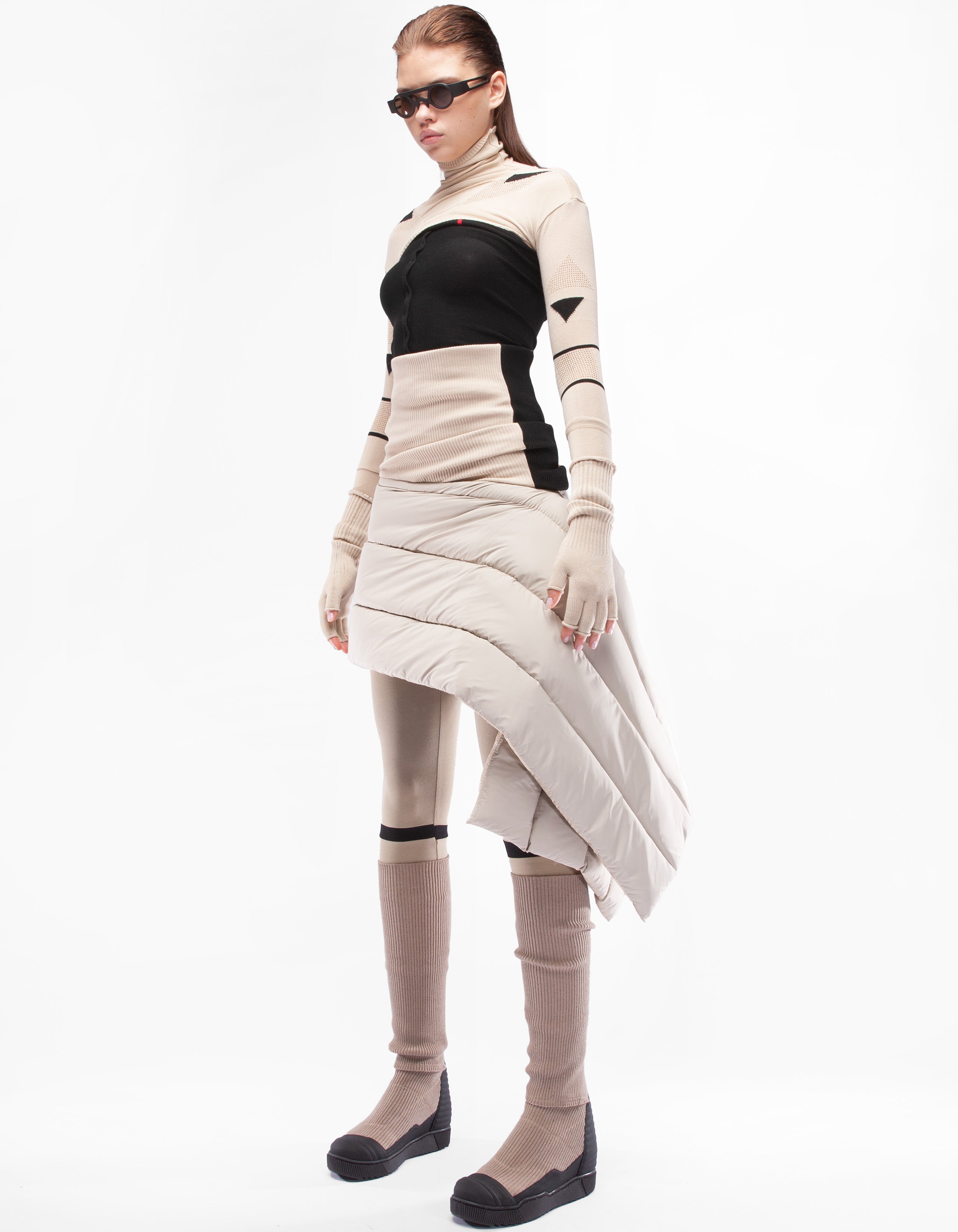 KLEID OVERTONE