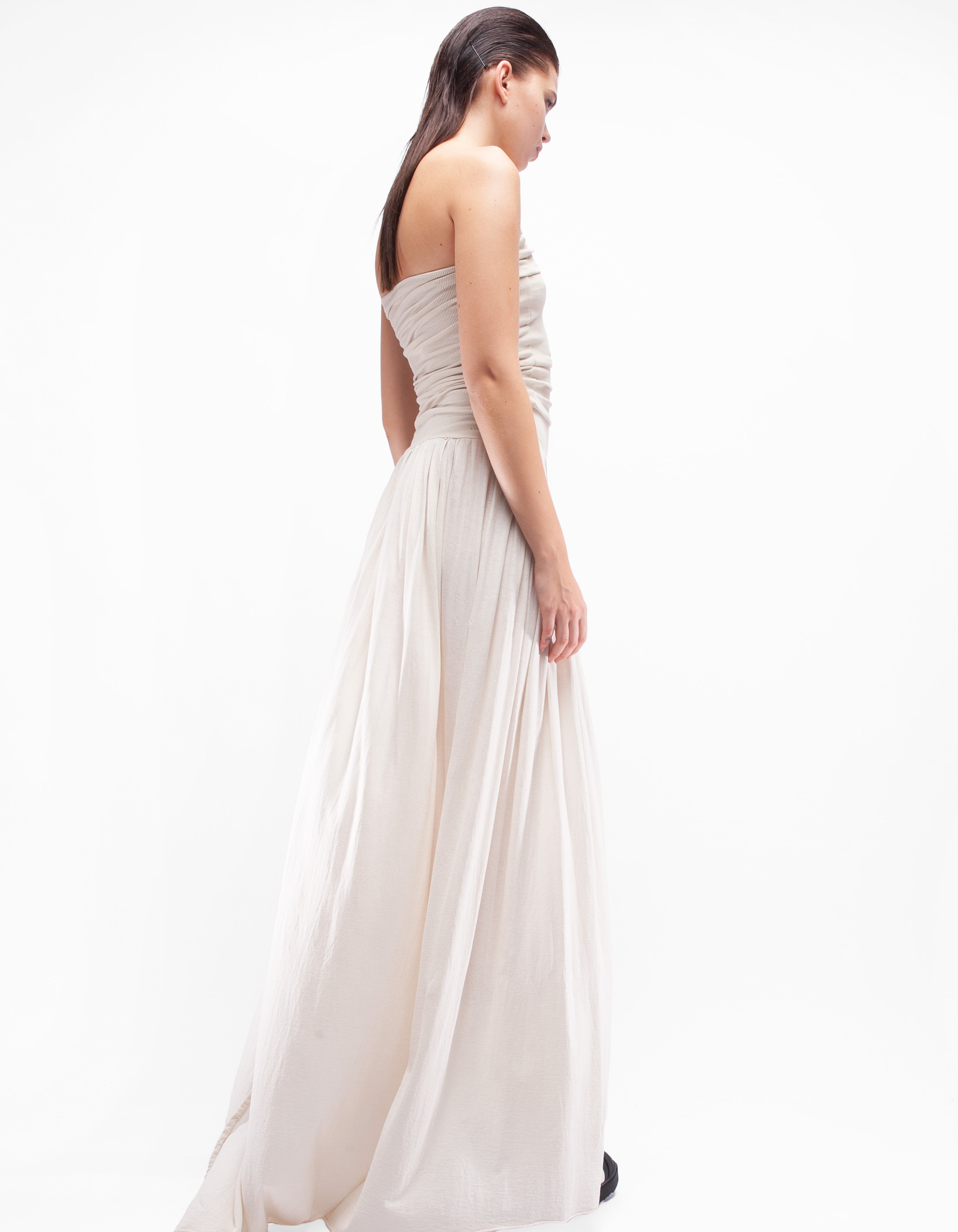 KLEID AUSSCHNITT ASCENSION