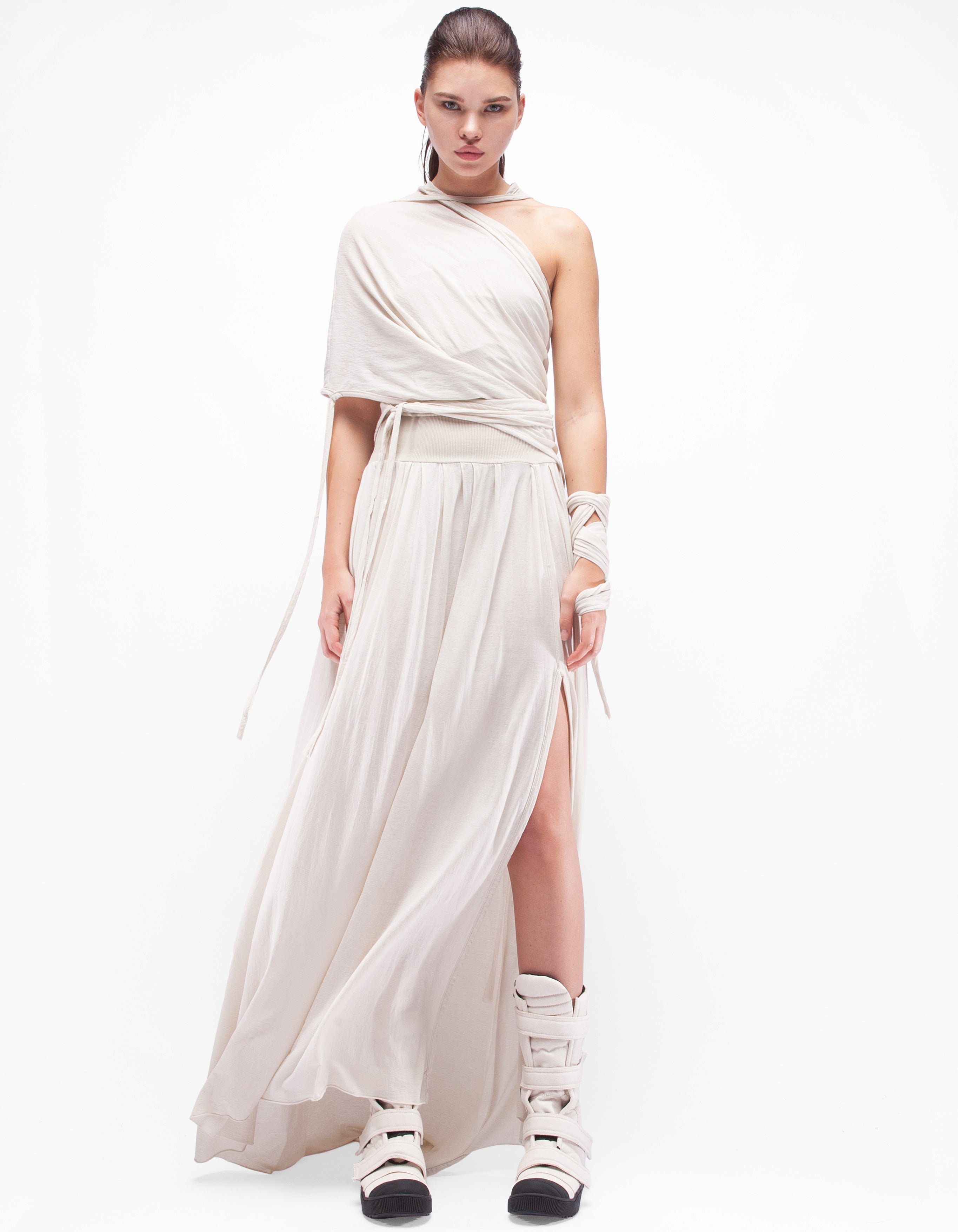 KLEID AUSSCHNITT ASCENSION