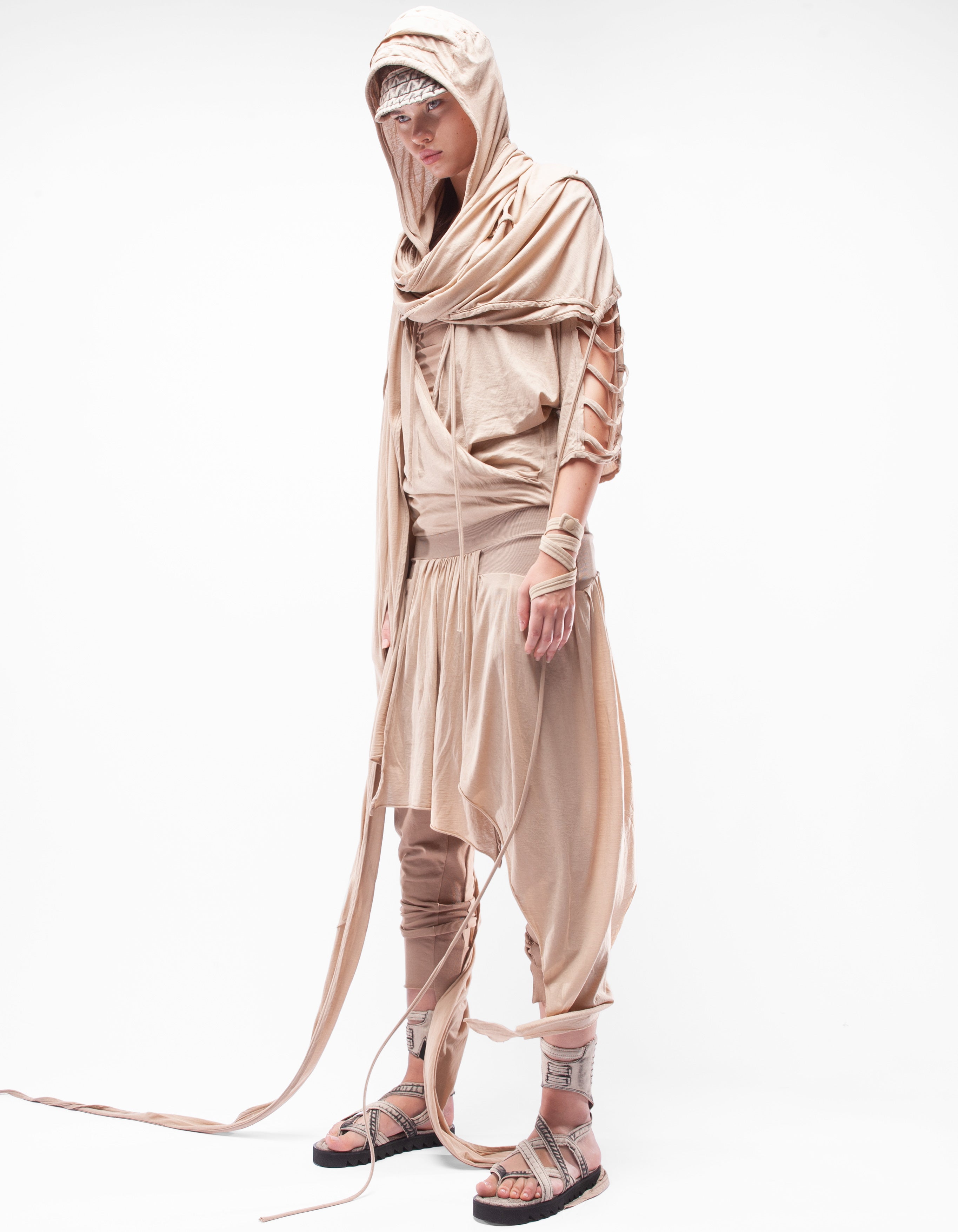 ROBE V CONSCIENT