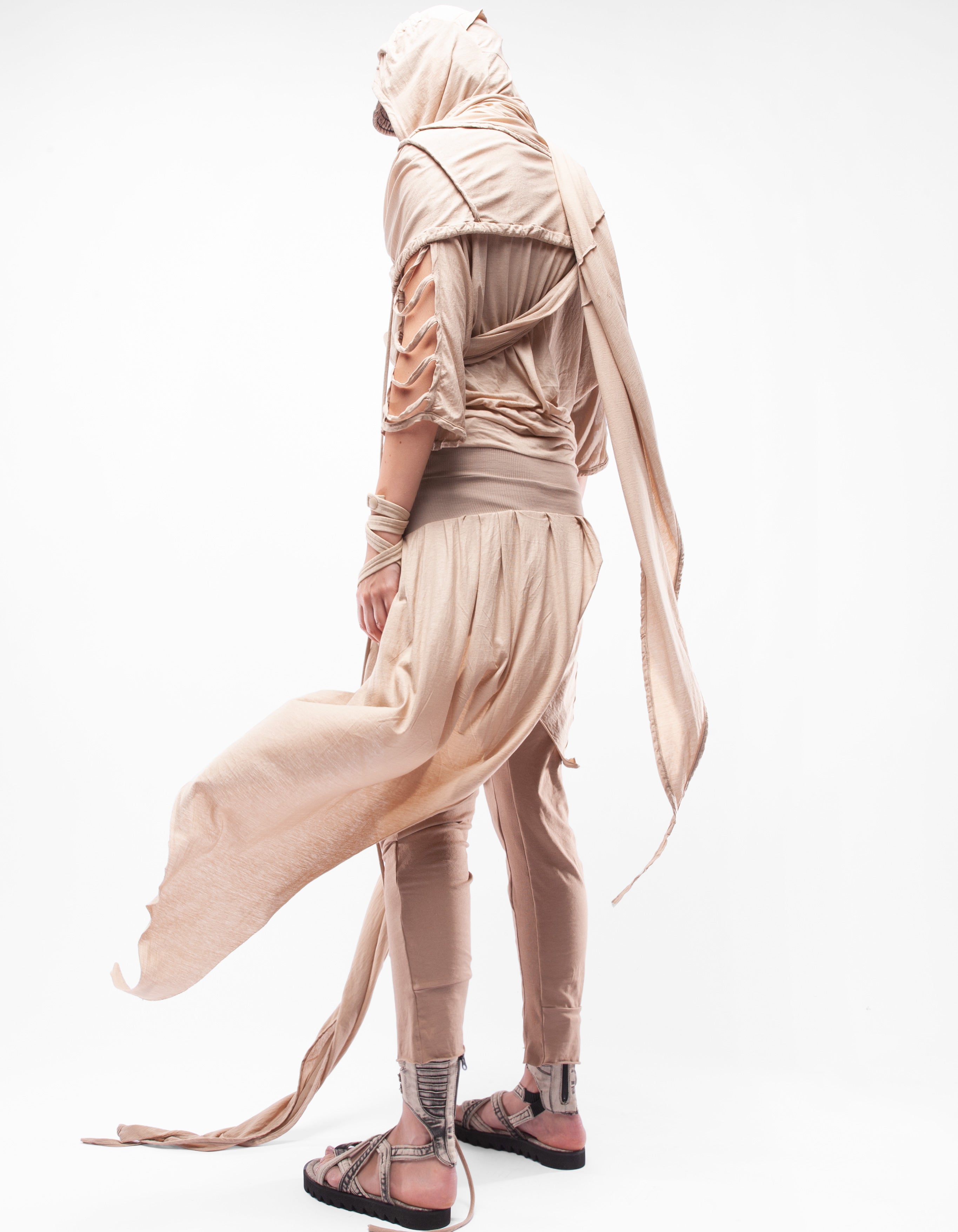ROBE V CONSCIENT