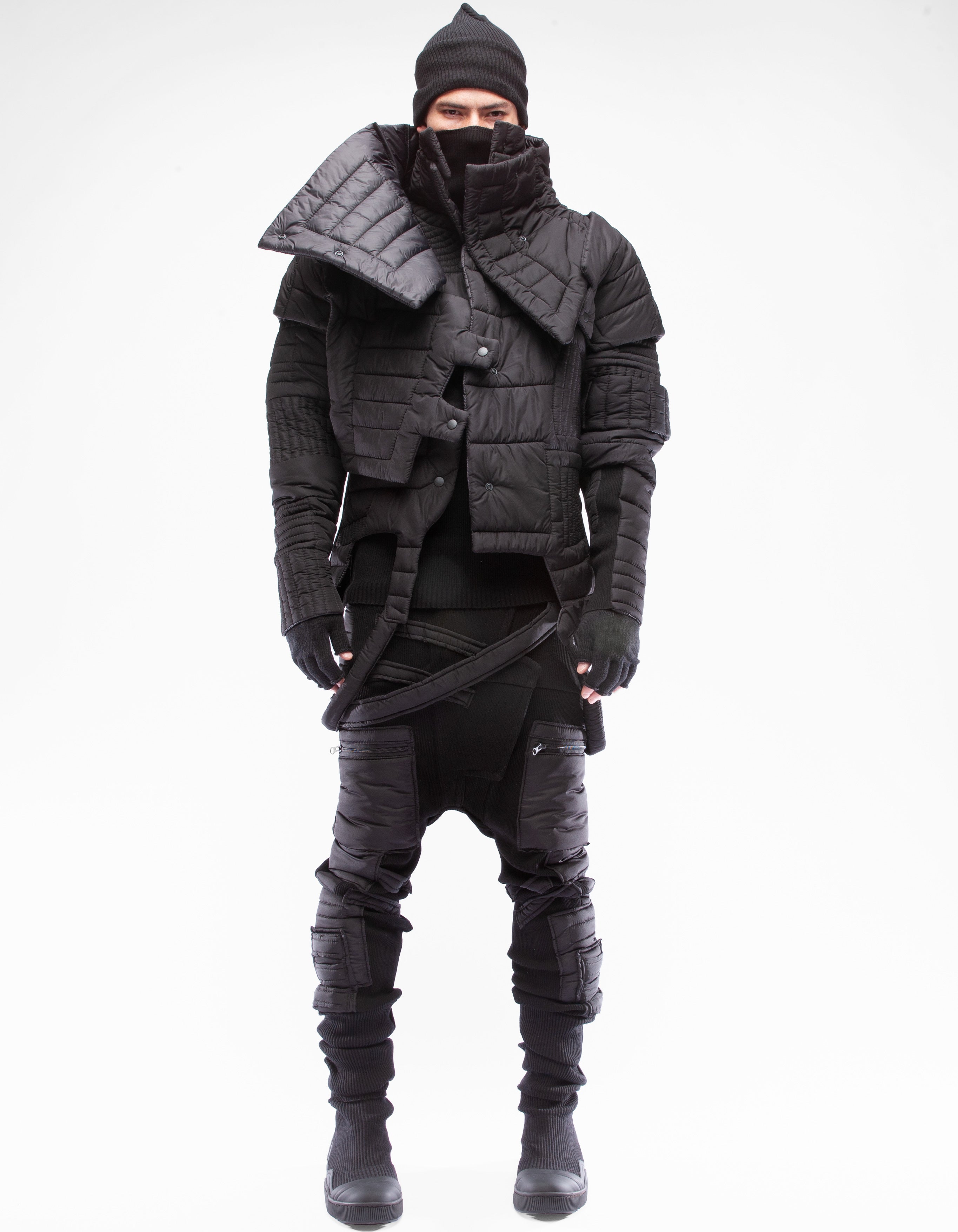 JACKE ENGINE ZEITLOS