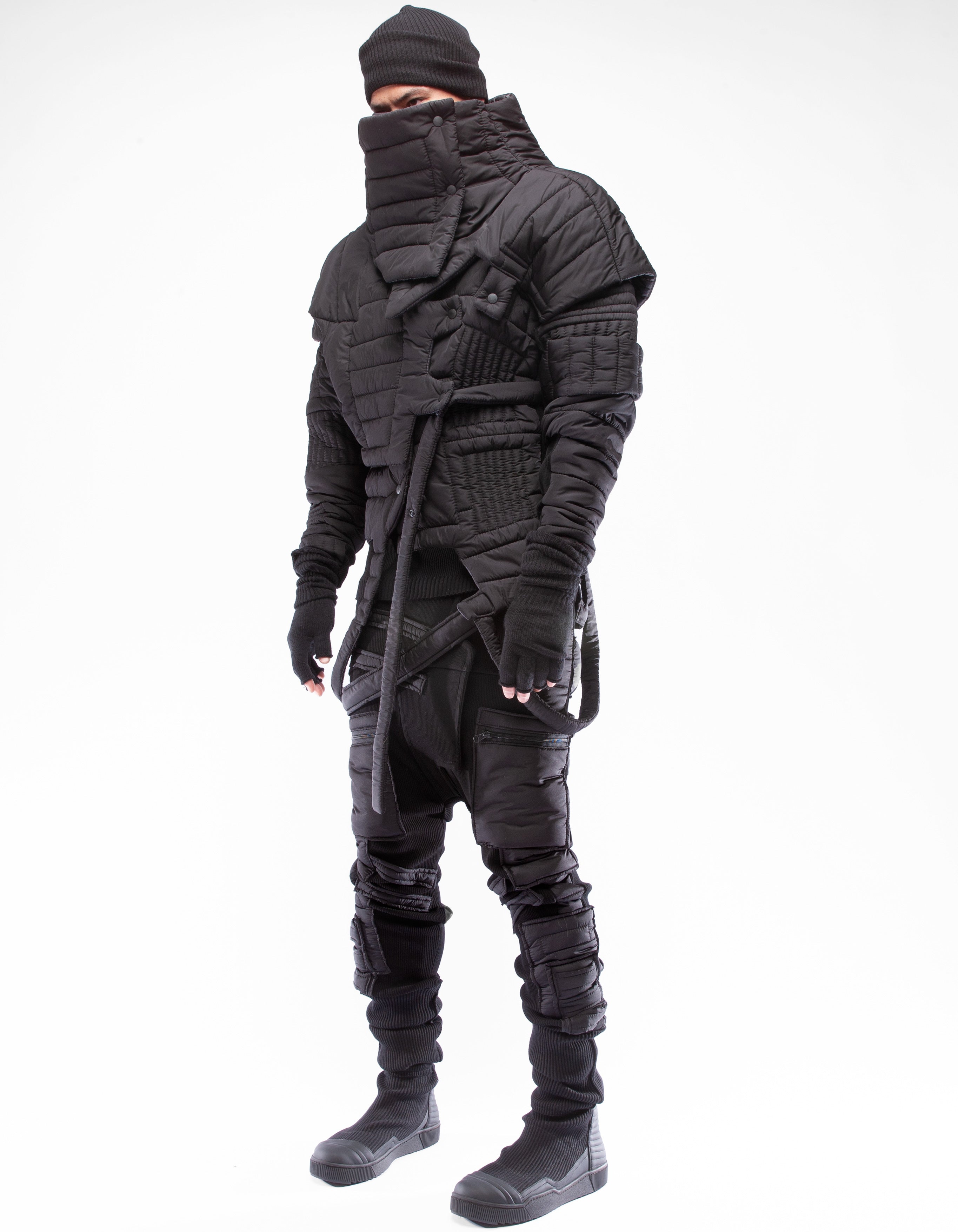JACKE ENGINE ZEITLOS
