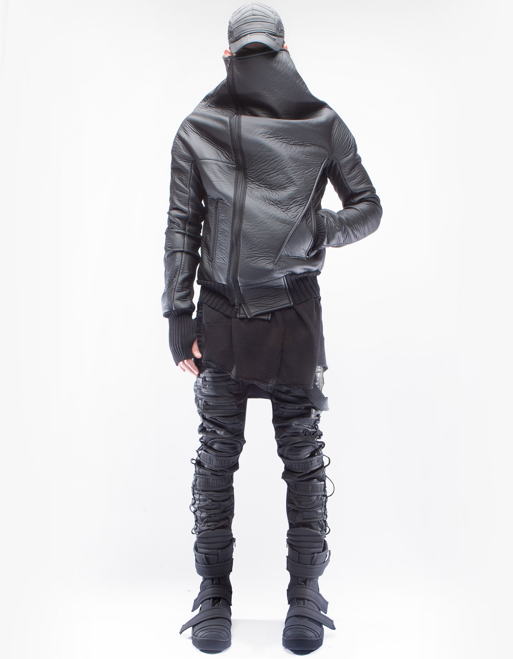 JACKE STAND OUT M