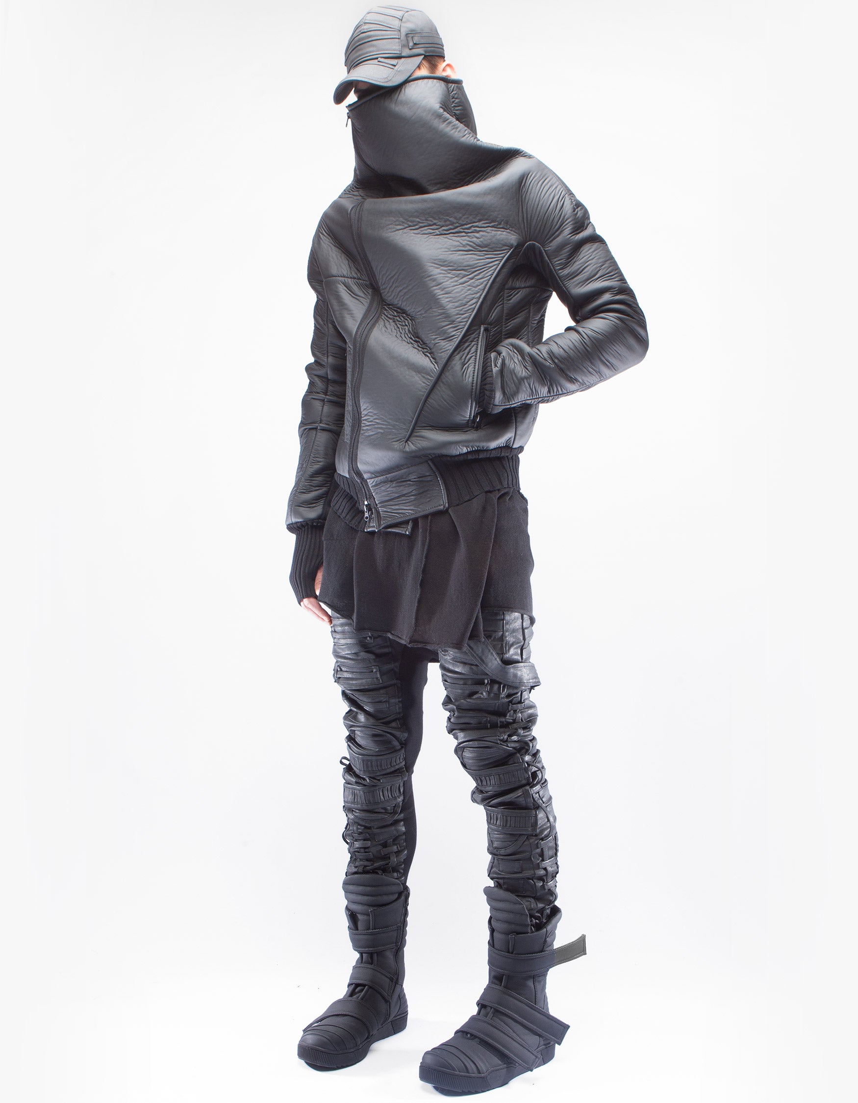 JACKE STAND OUT M