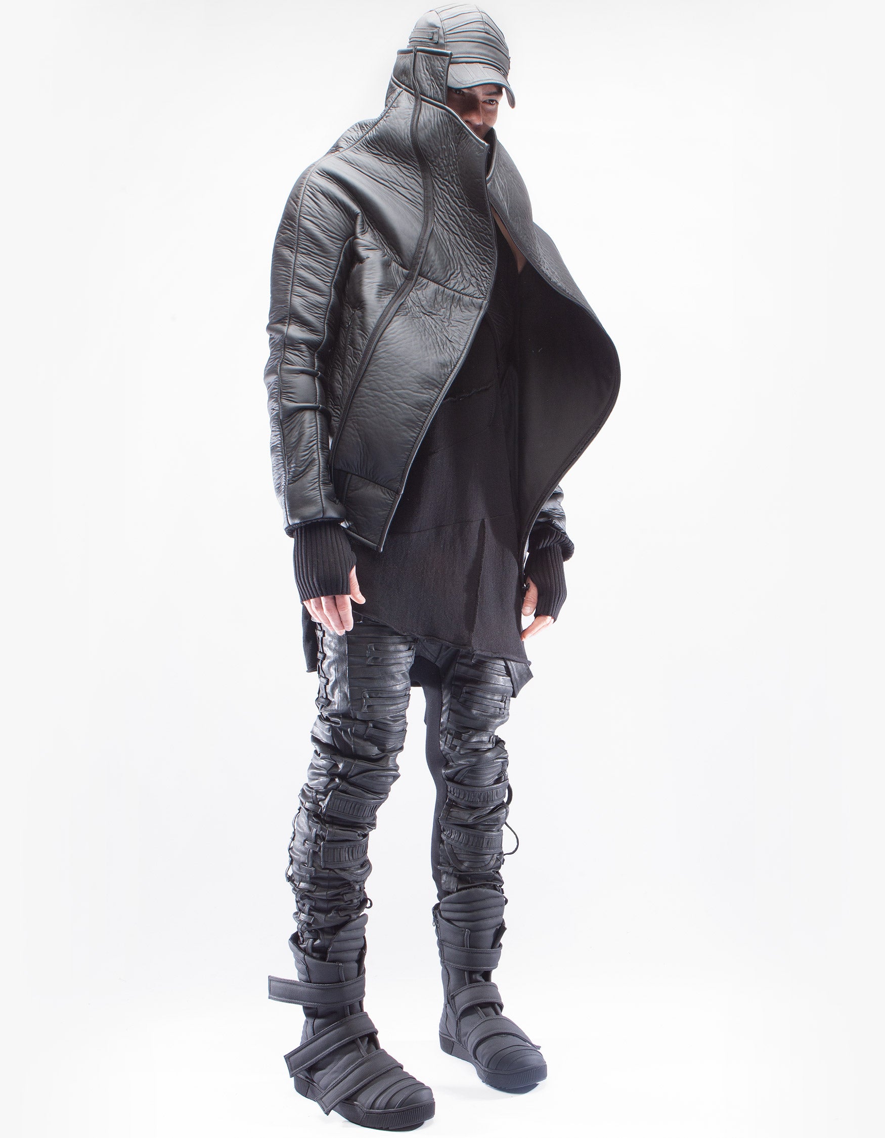 JACKE STAND OUT M