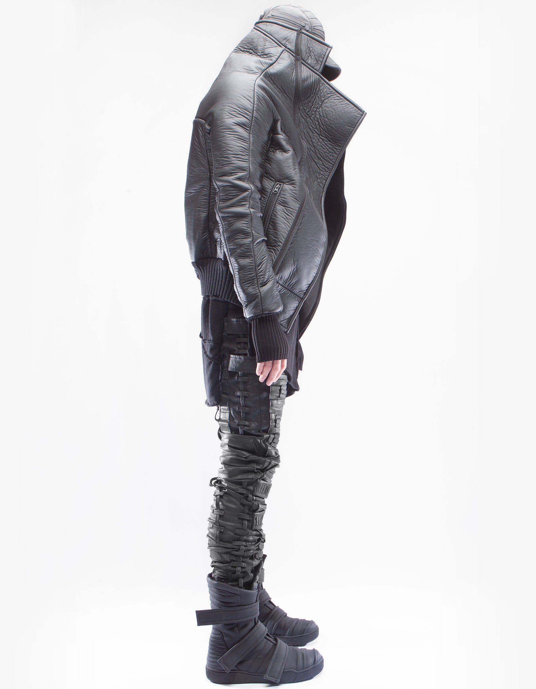 JACKE STAND OUT M