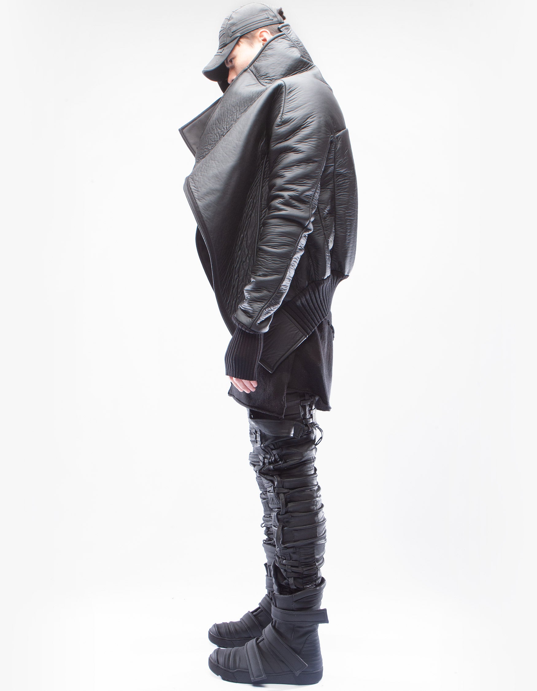 JACKE STAND OUT M