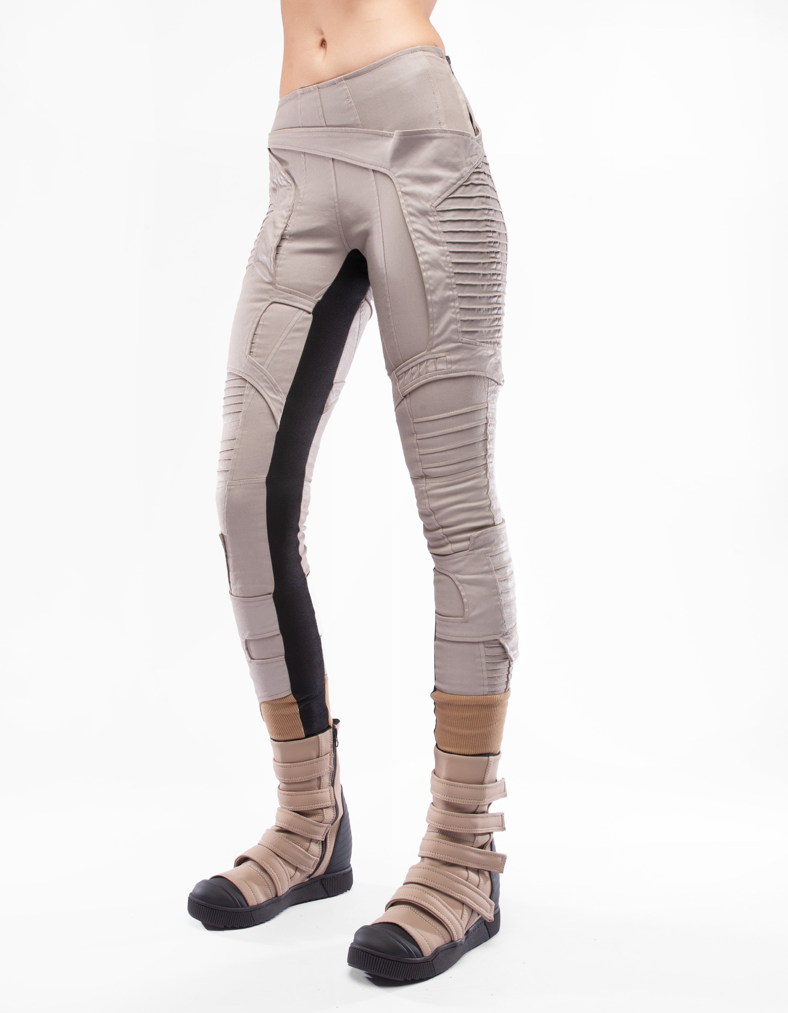 JEANS-MOTORSCHALE