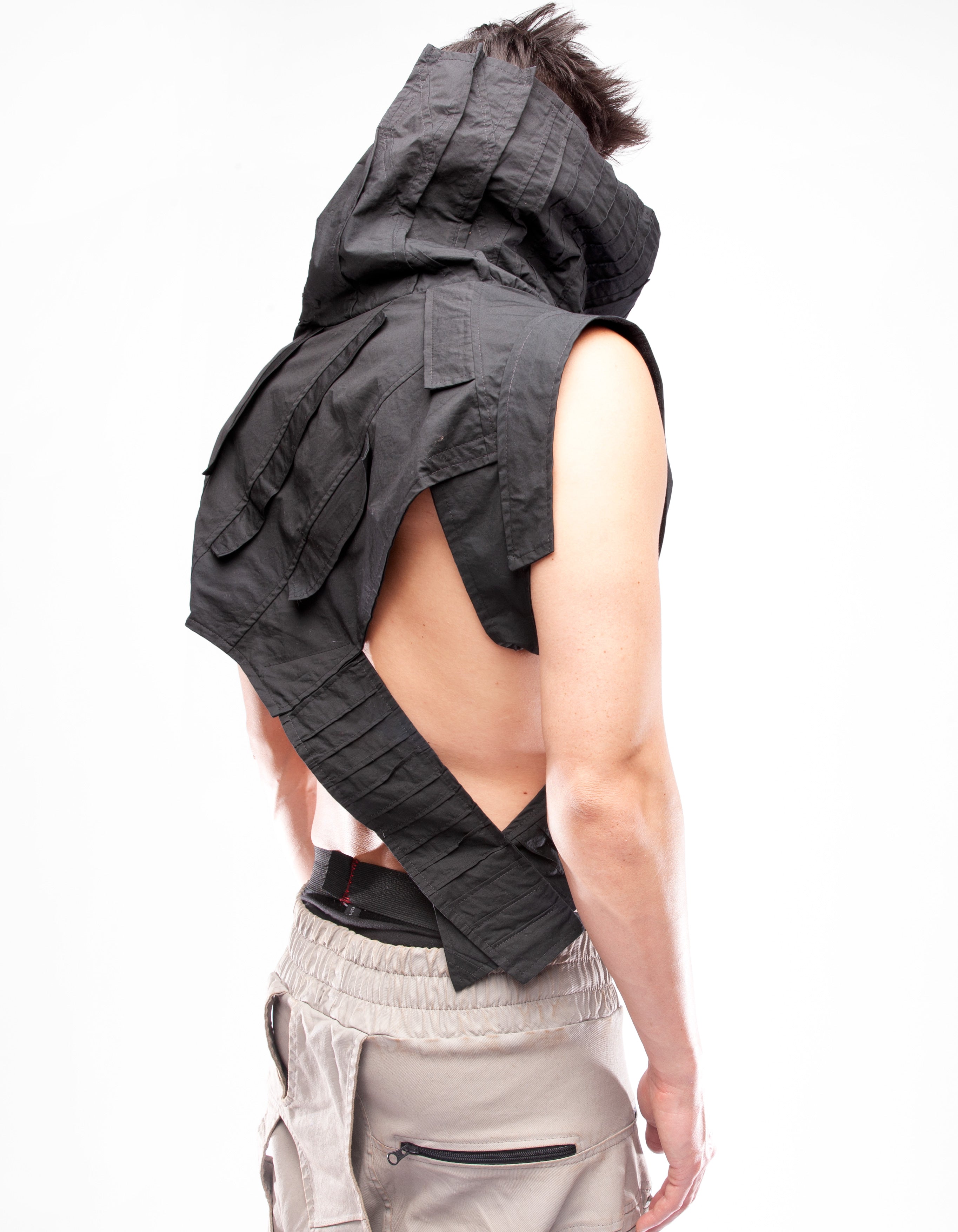 CANCILLER DEL BRAZO DEL CUELLO