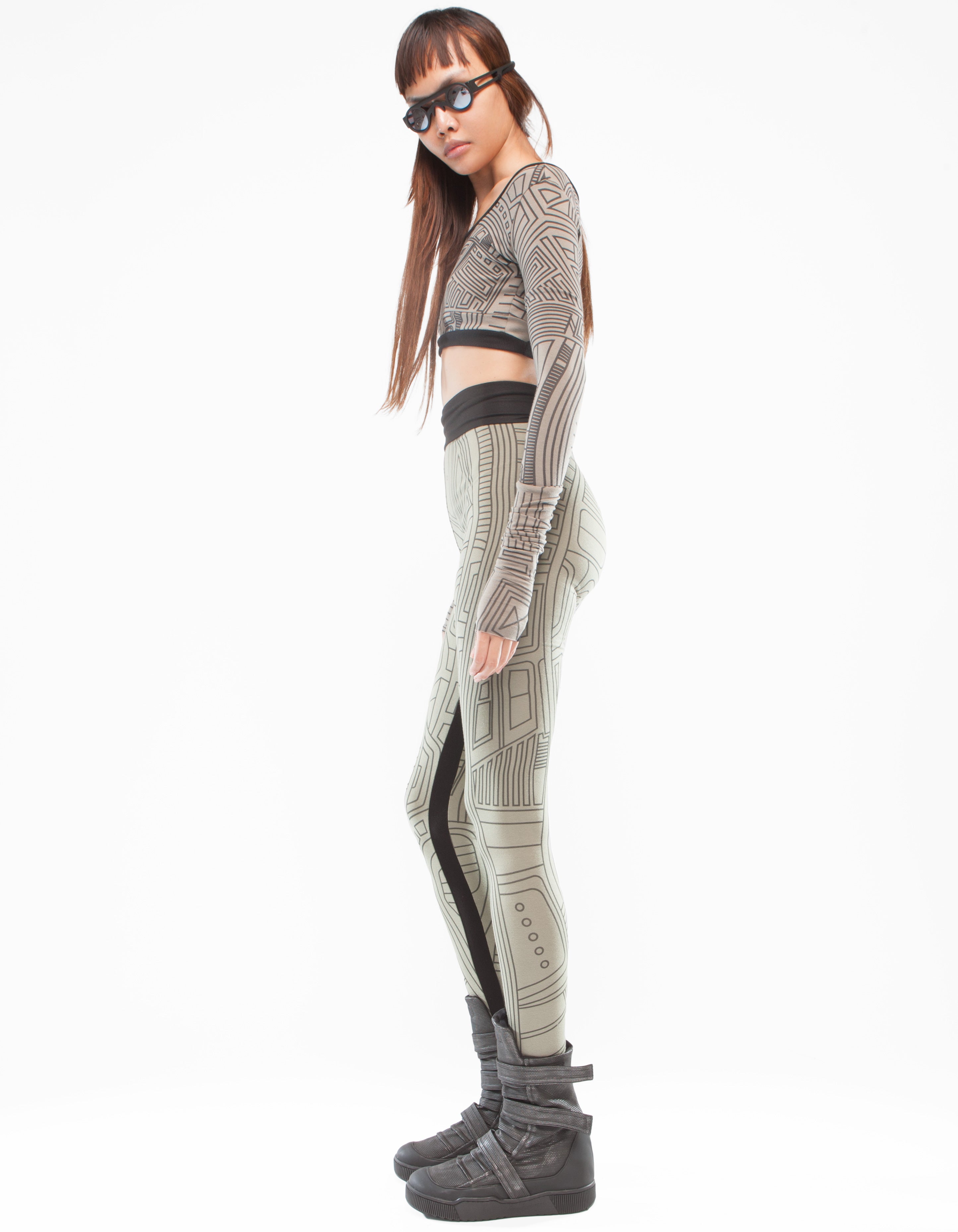 TOP STRUTTURA CORTA BEIGE