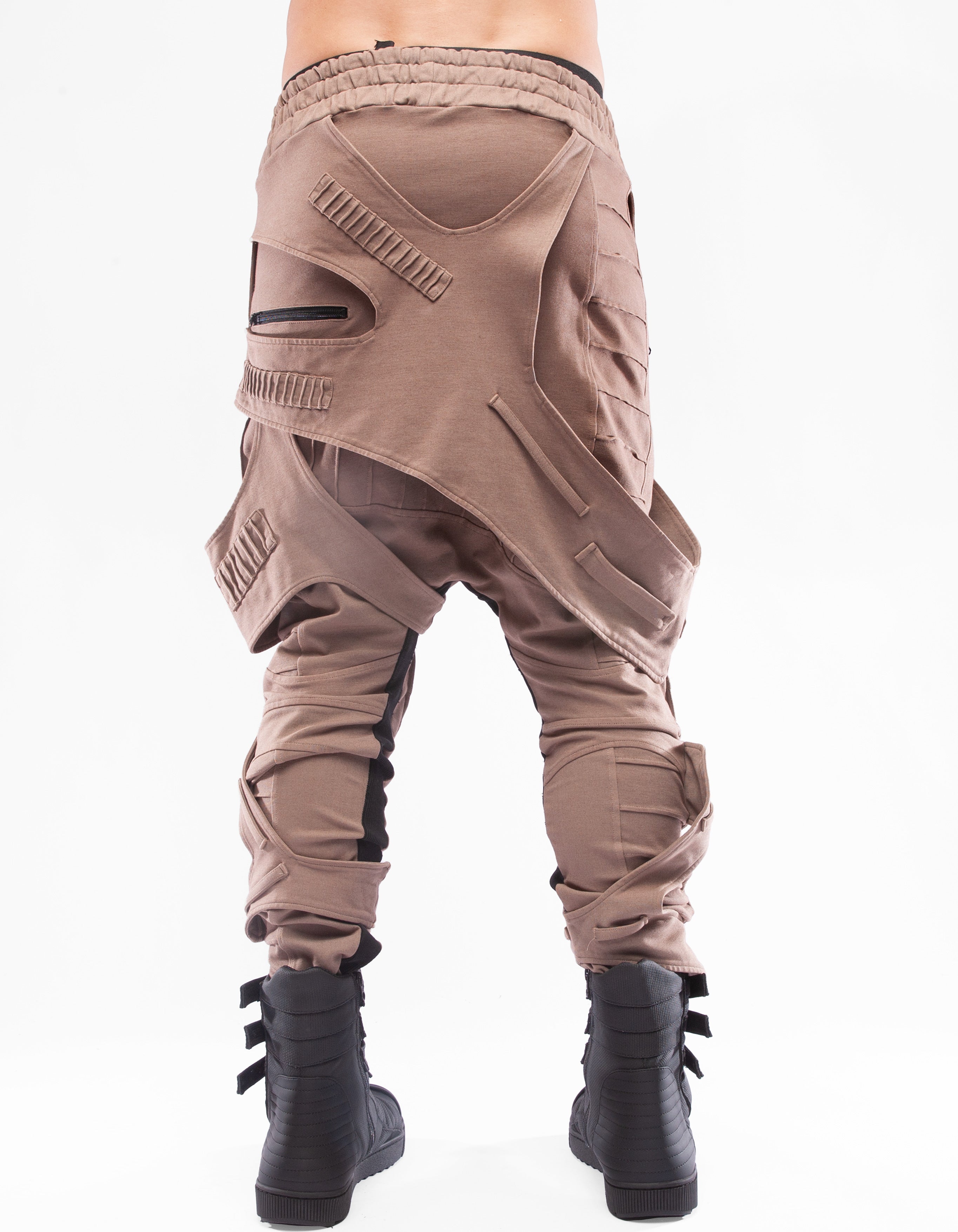HOSE MIT BAGGY-FÜLLUNG
