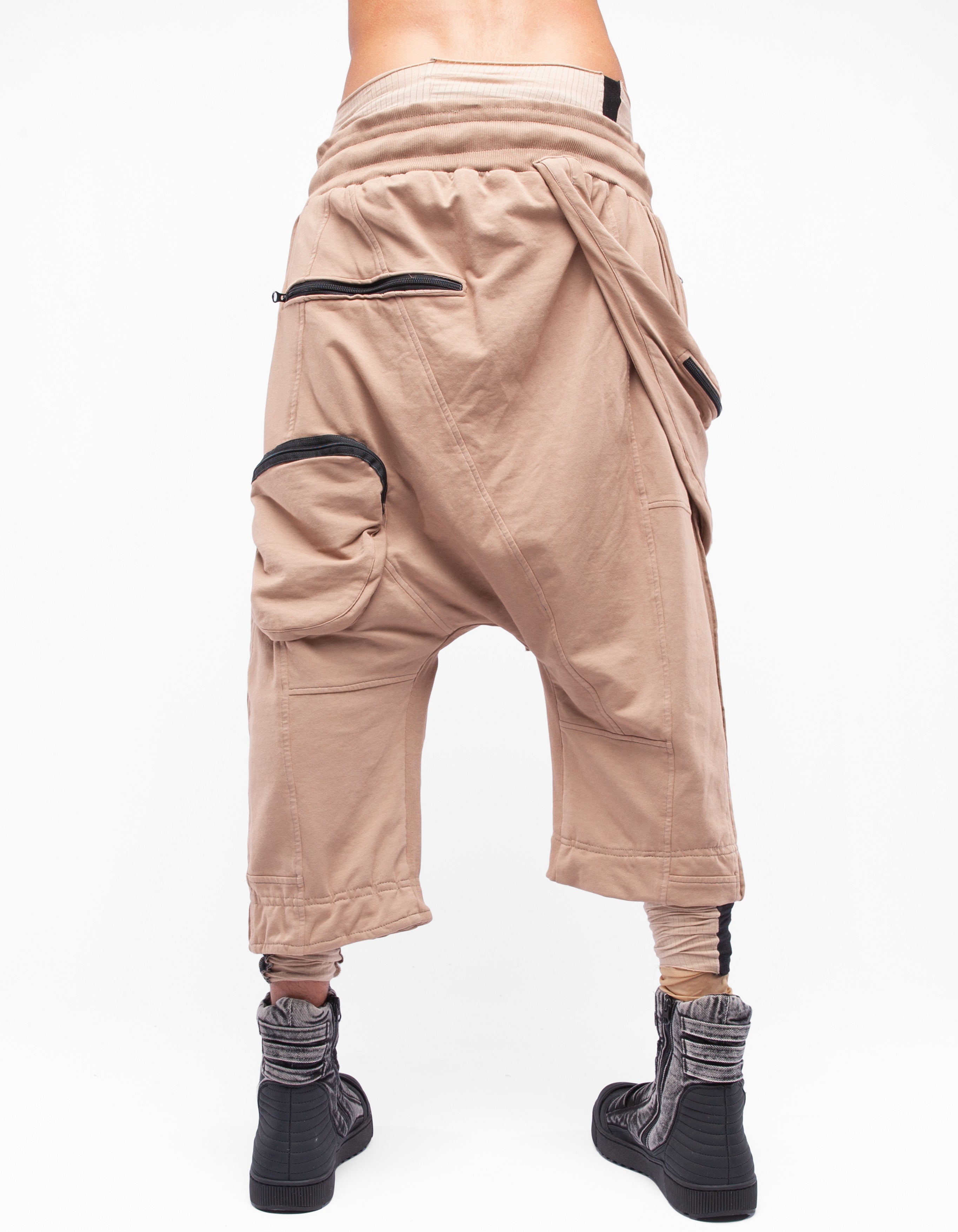 TROUSERS SHORT SURFACE