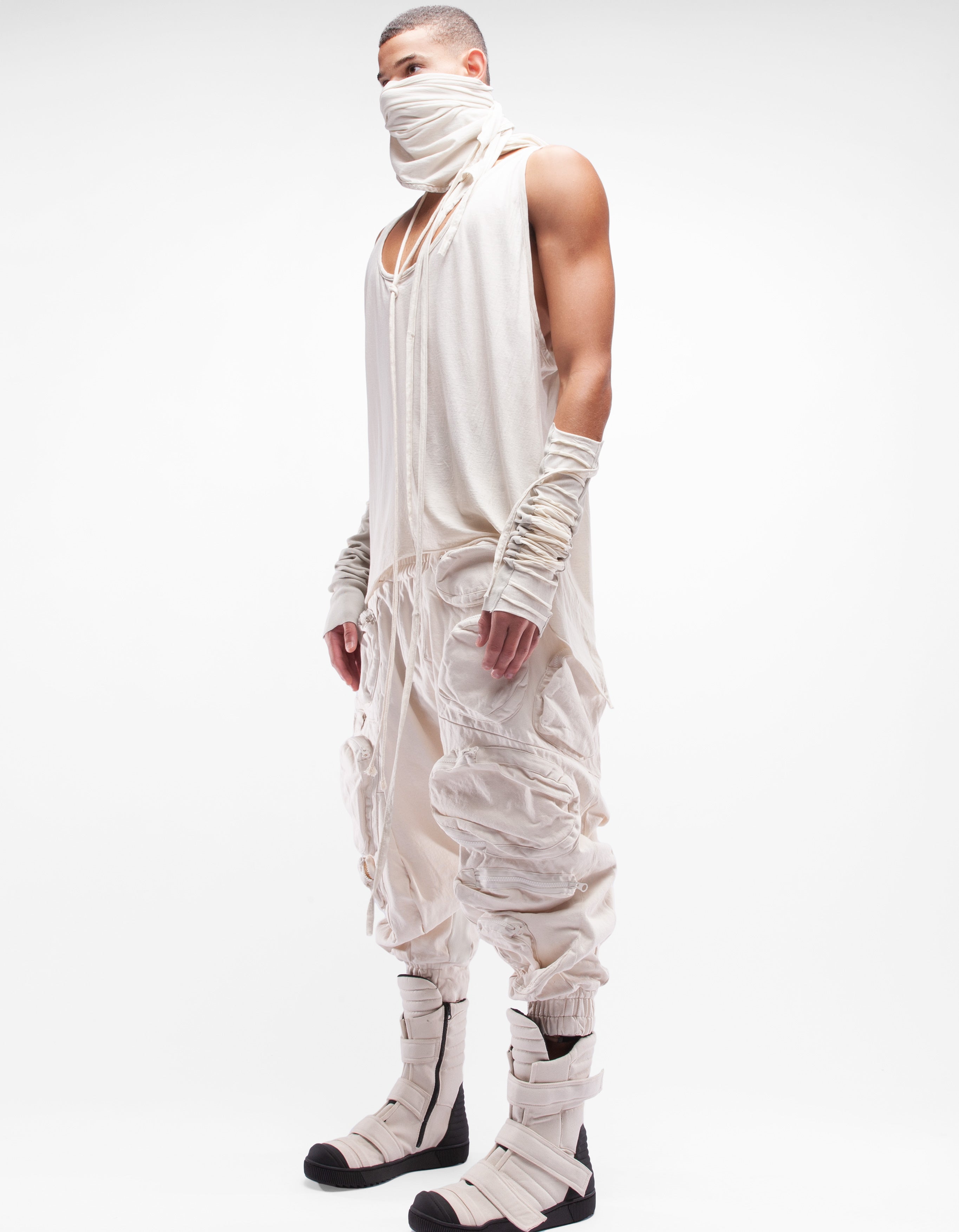 VEST ASCENSION M