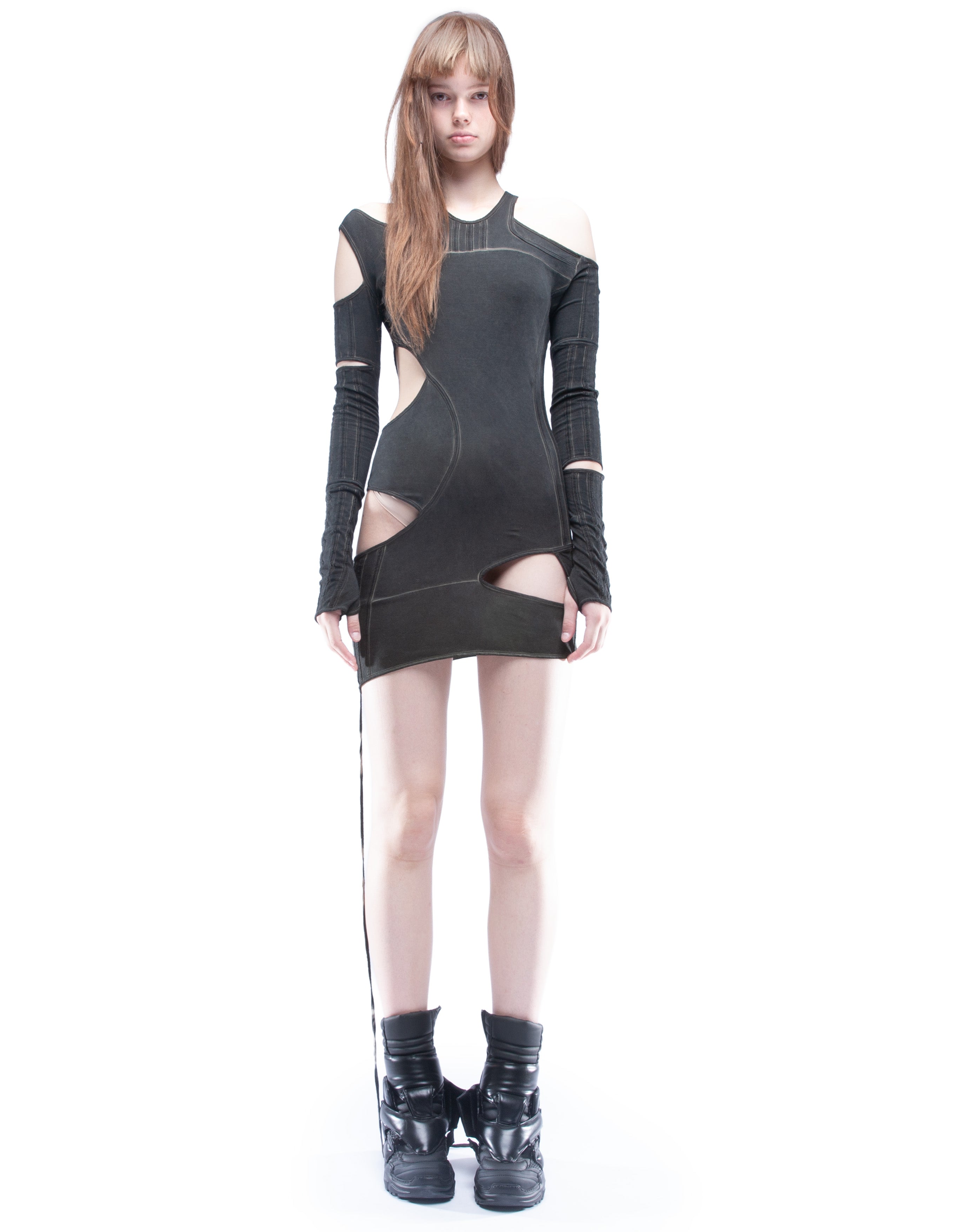 DRESS SPORT SAND