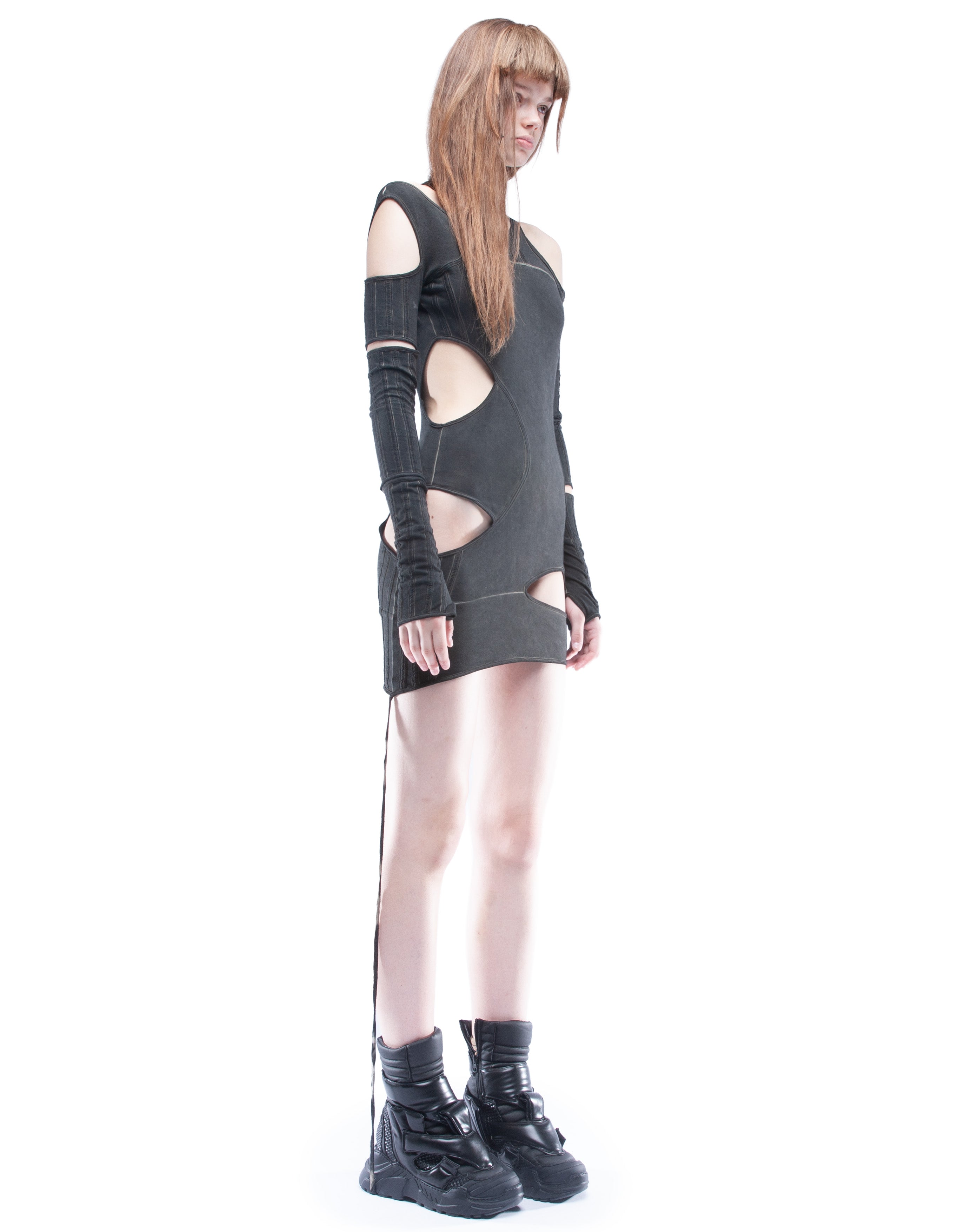 DRESS SPORT SAND