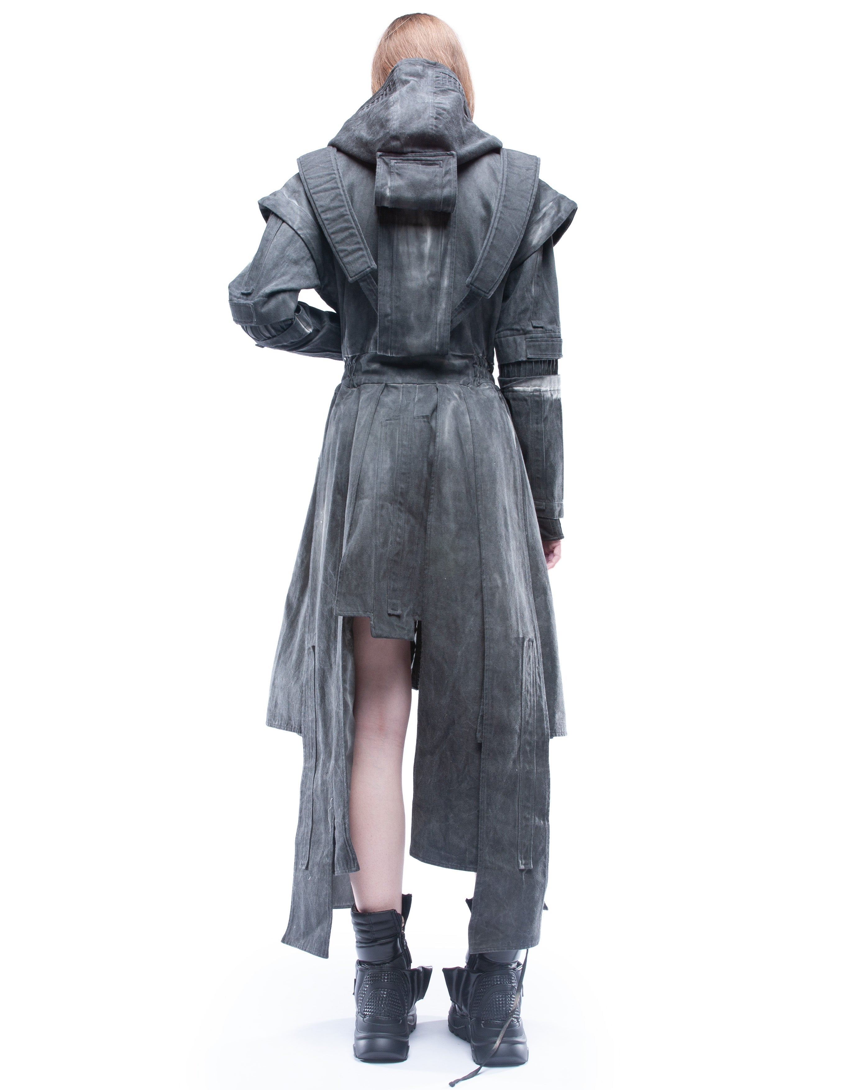 TOP COAT ASHTAR