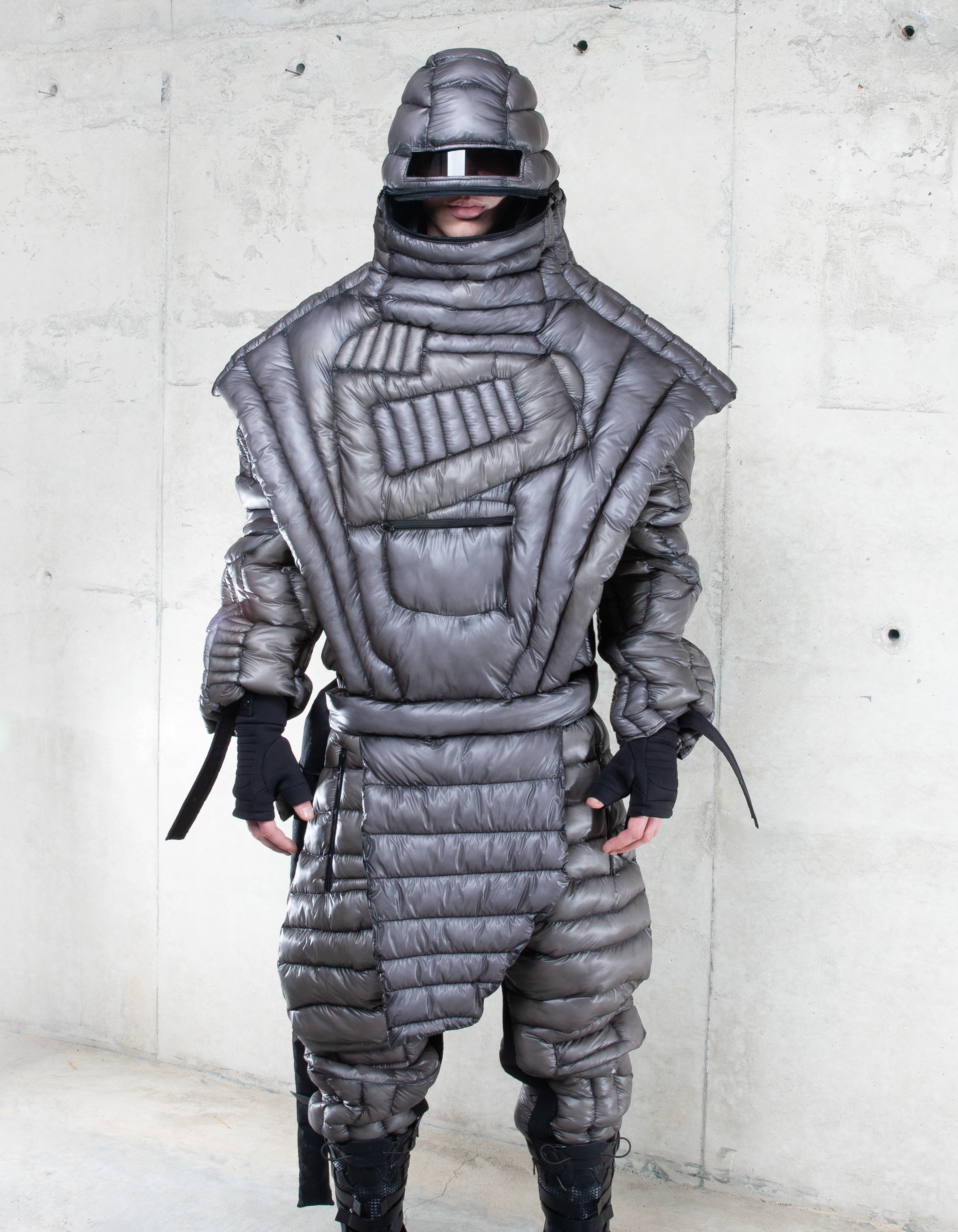 ARMOUR SPACE NOMAD