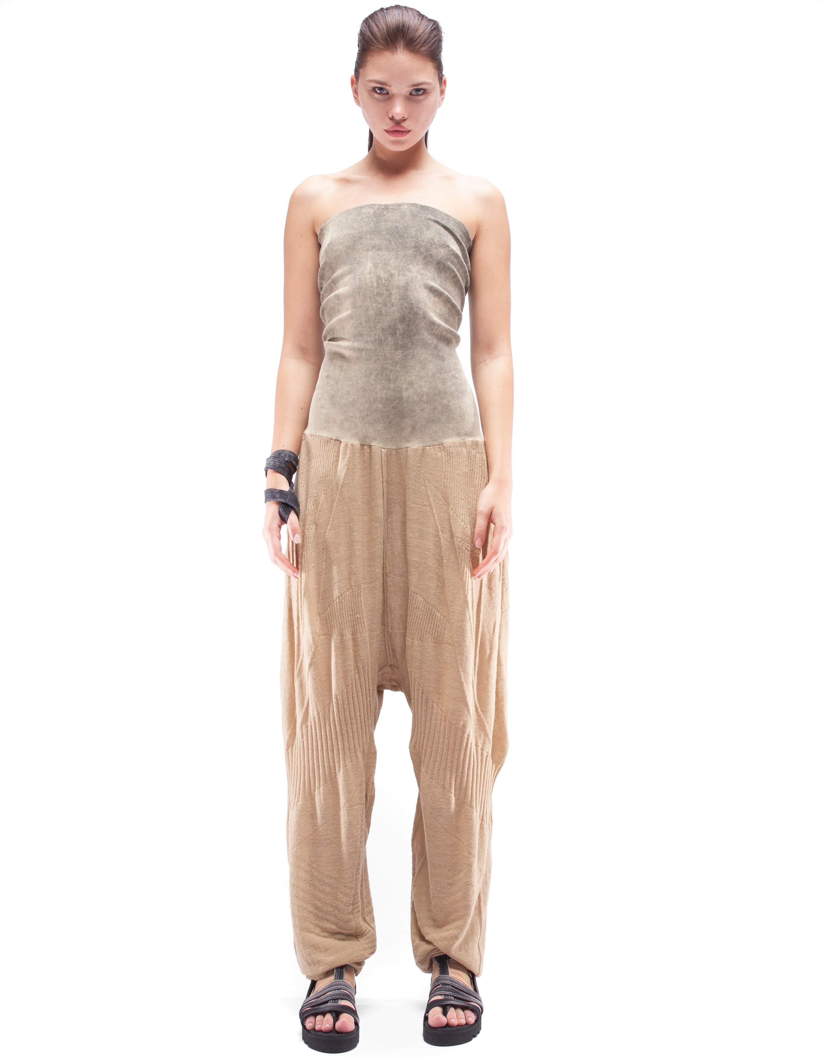 BAGGY TROUSERS REUNION