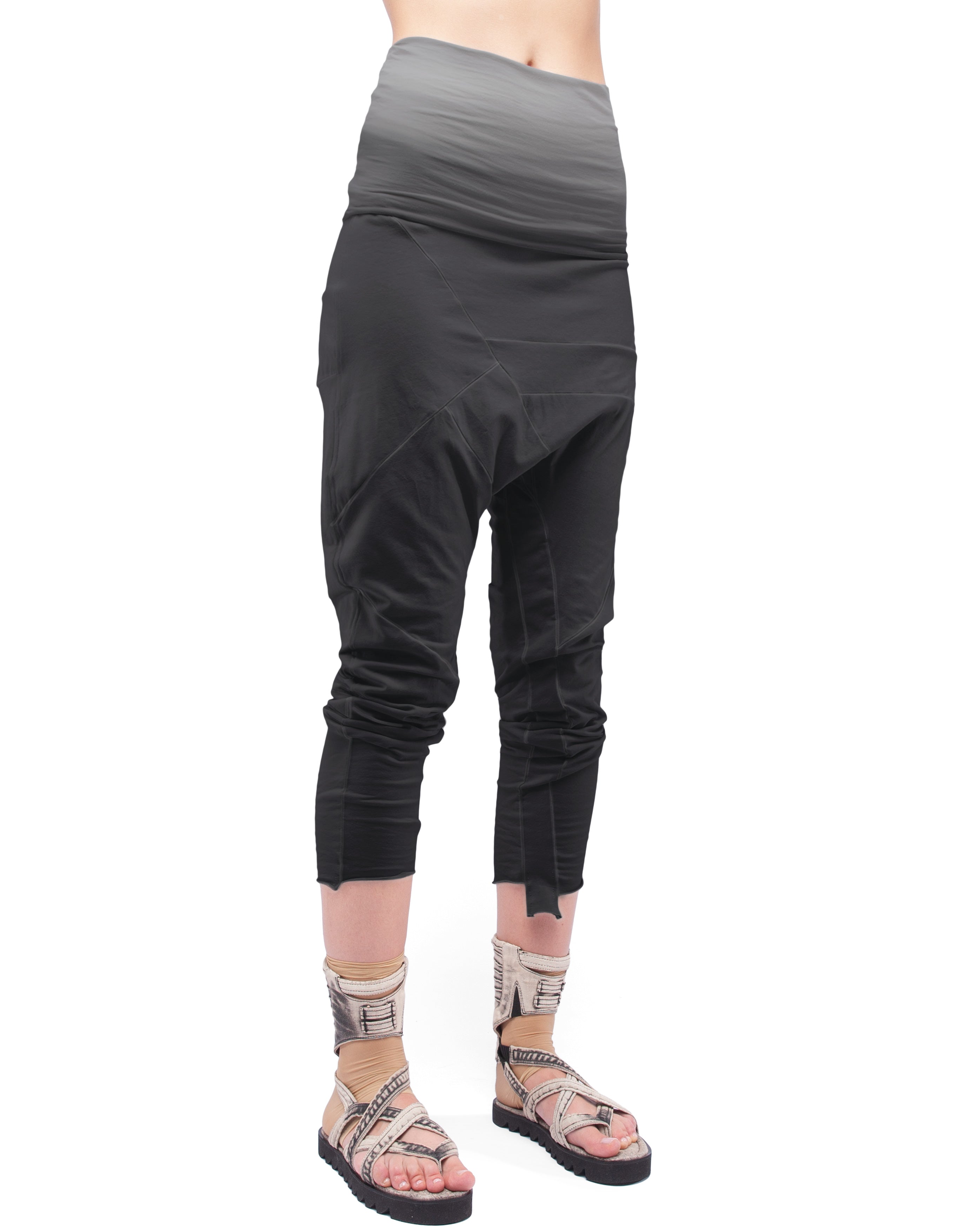 BAGGY BLACK