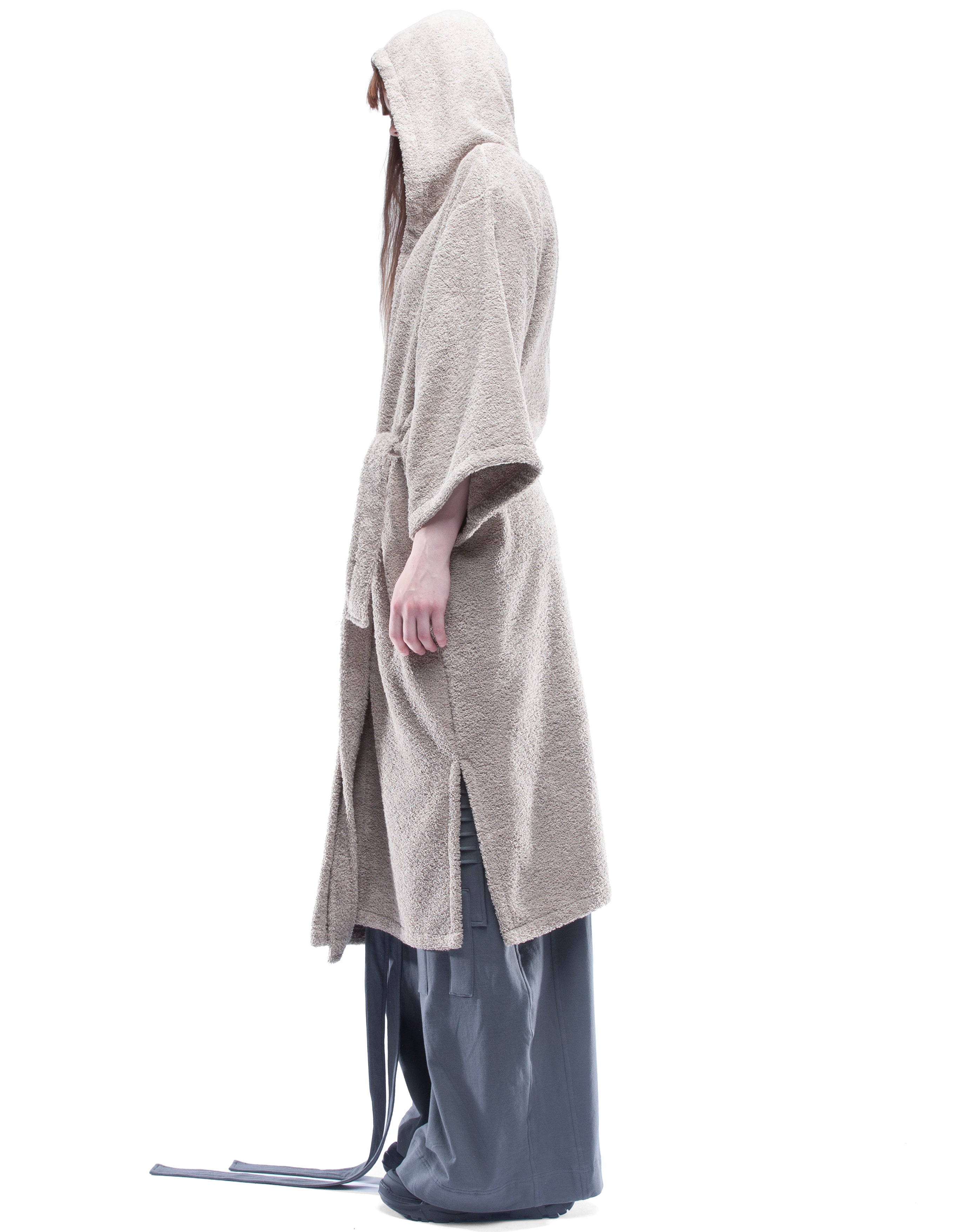 BATHROBE NOISE